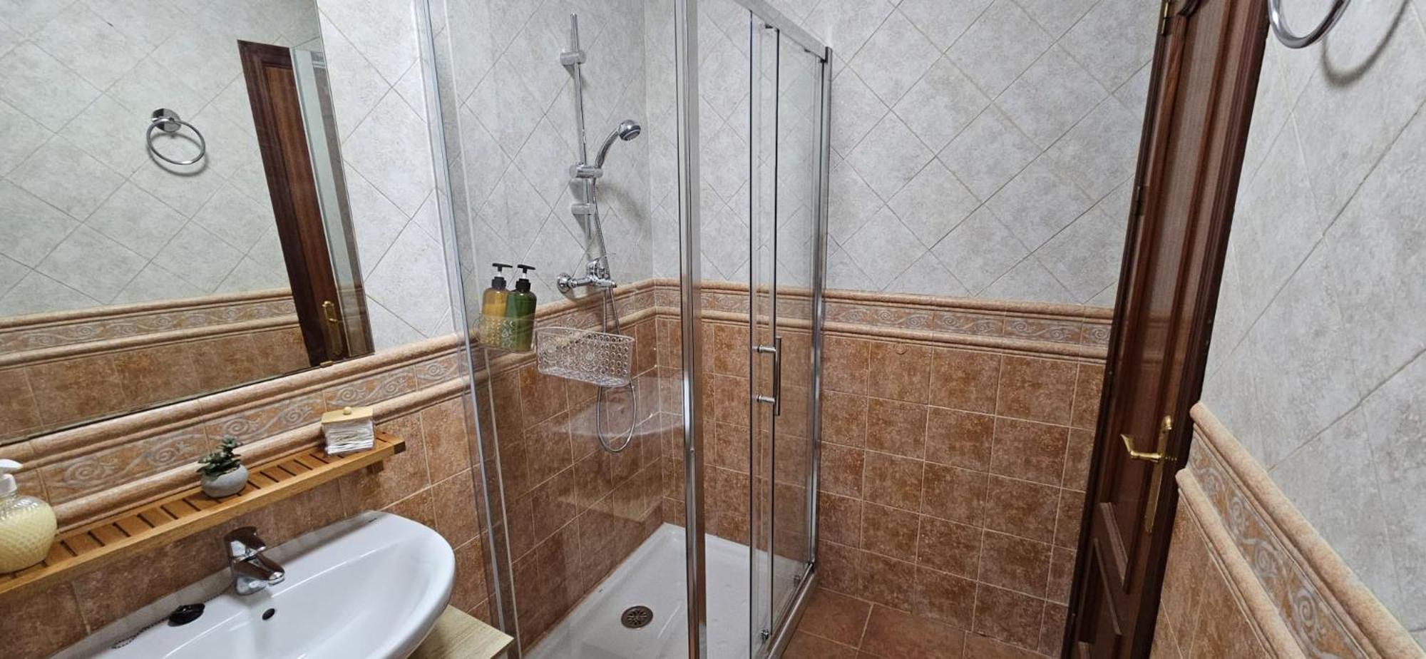 Acogedora Casa Familiar En Villafranca