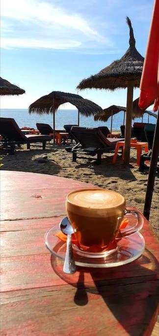 Apartamento Beachfront Escape Estepona
