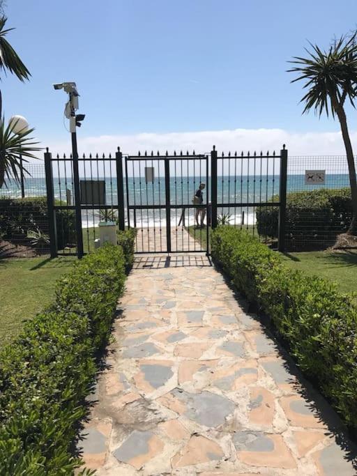 Apartamento Beachfront Escape