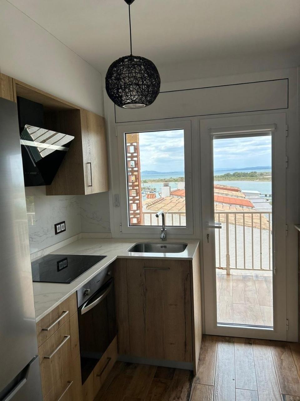 Santa Margarita Canal Apartment