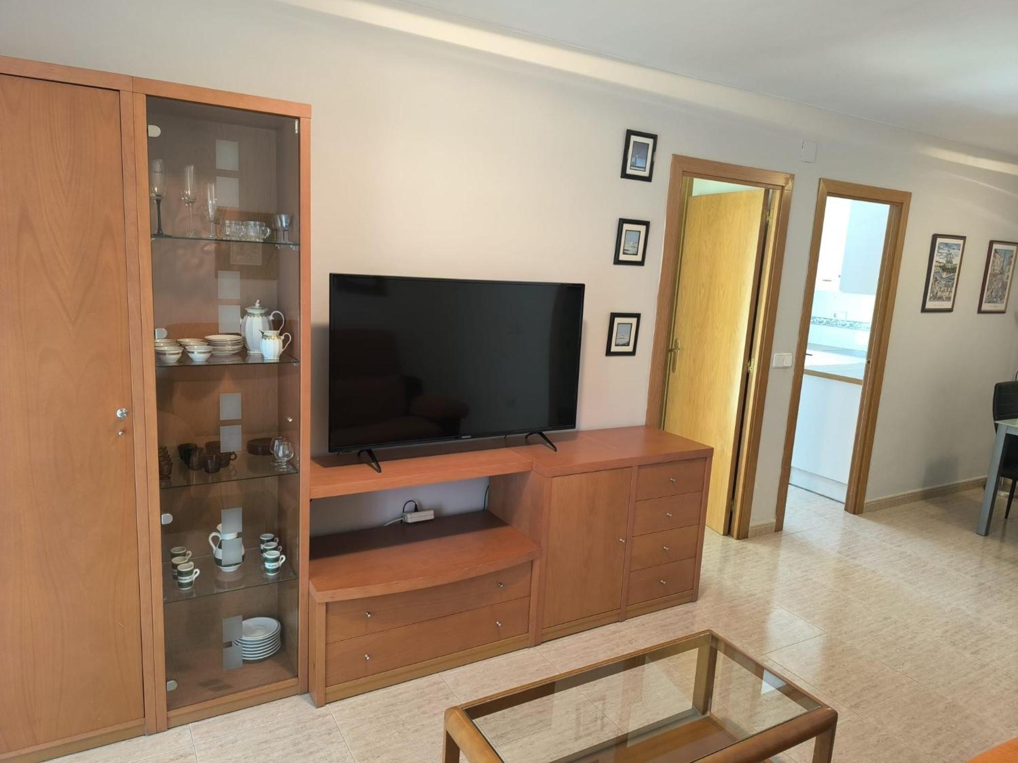 Apartamento En El Centro De Salou, Playa , Padel , Tenis Y Piscina, Complejo Larimar Salou