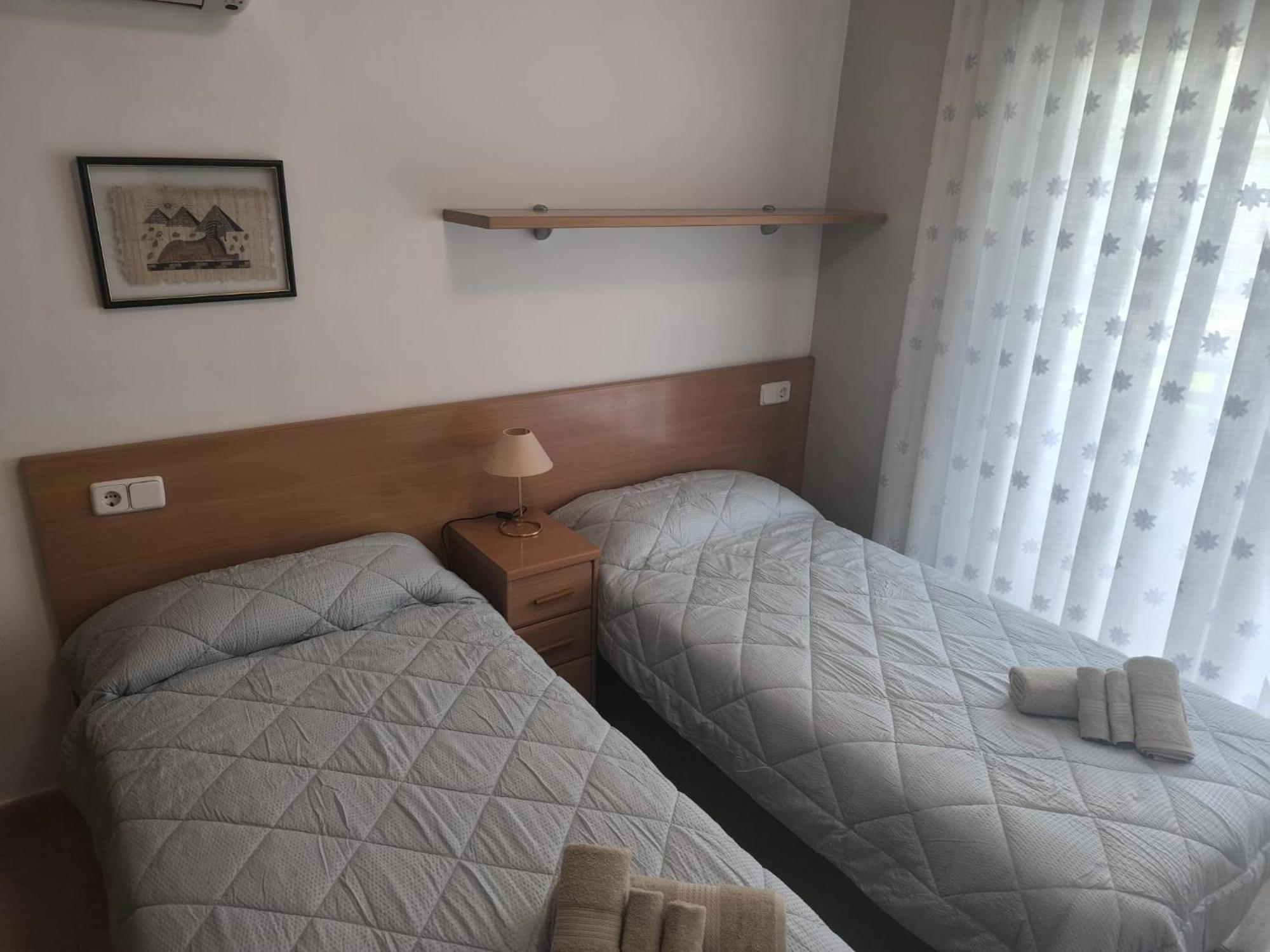 Apartamento En El Centro De Salou, Playa , Padel , Tenis Y Piscina, Complejo Larimar