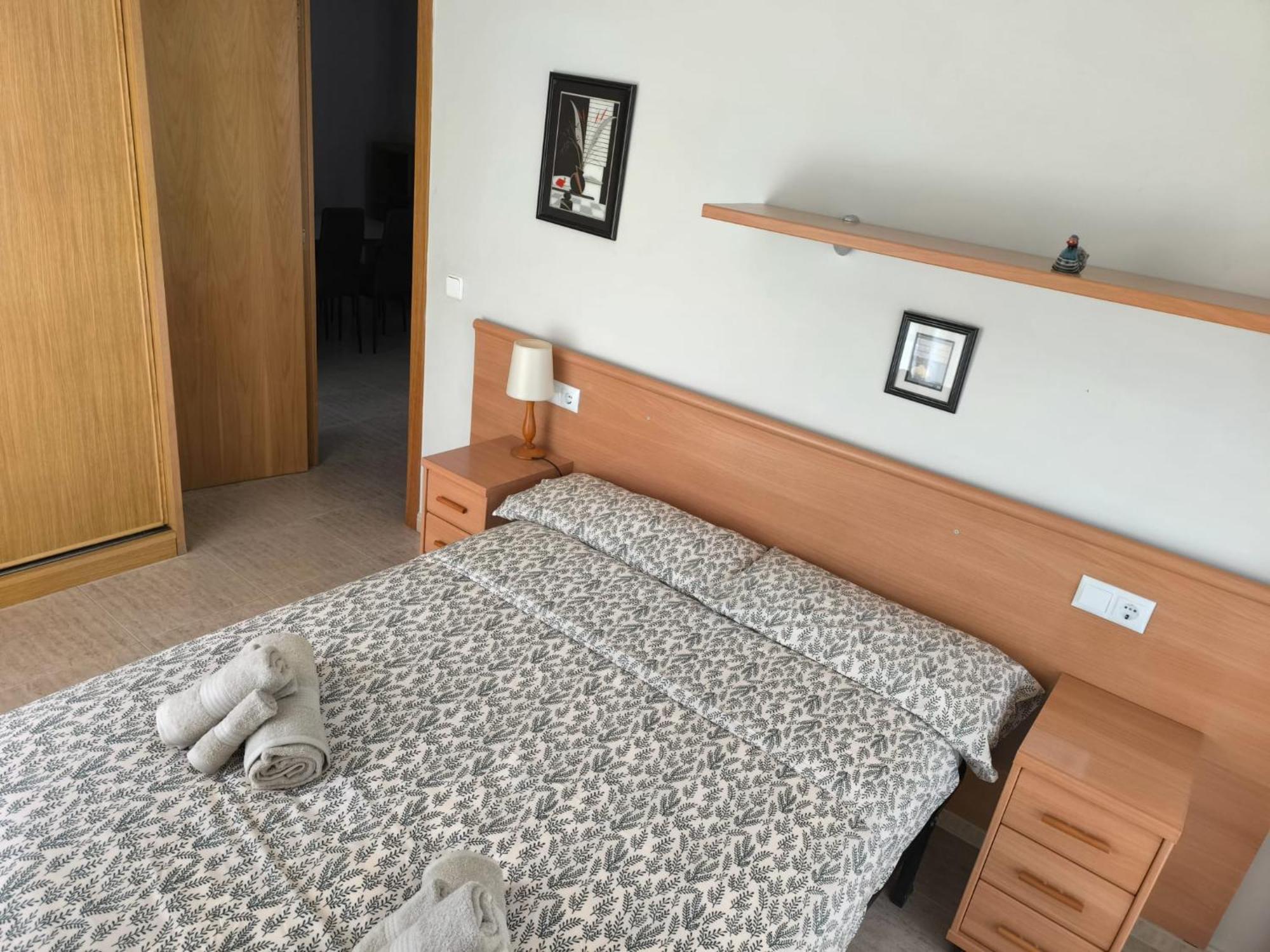 En El Centro De Salou, Playa , Padel , Tenis Y Piscina, Complejo Larimar *