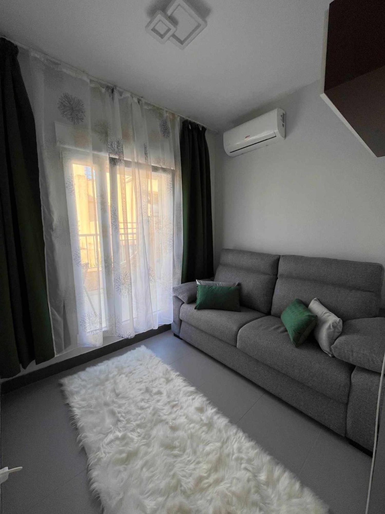 Z&r - Alcyone Apartamento