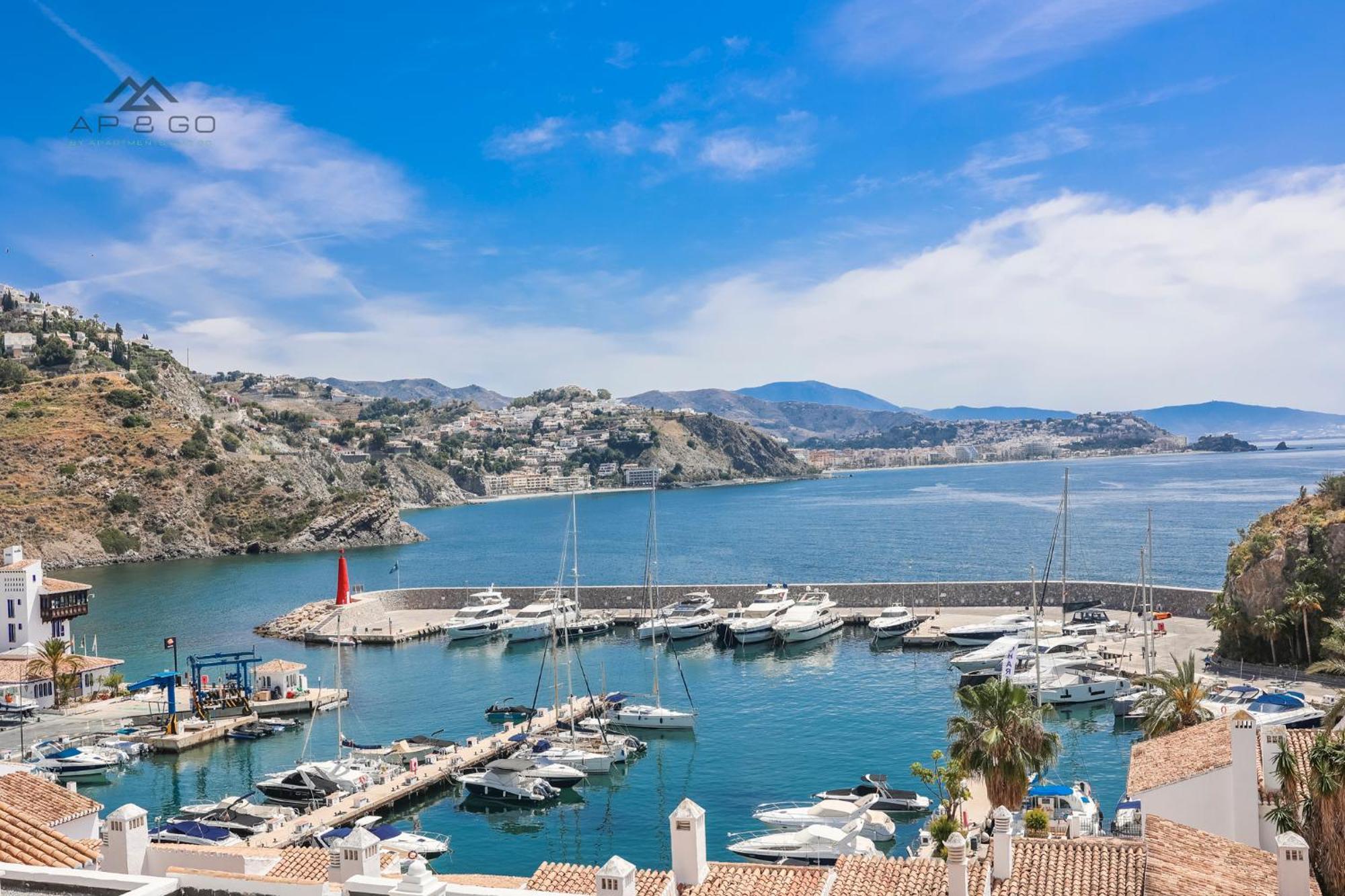 Terrace House Marina Views * La Herradura (Granada)