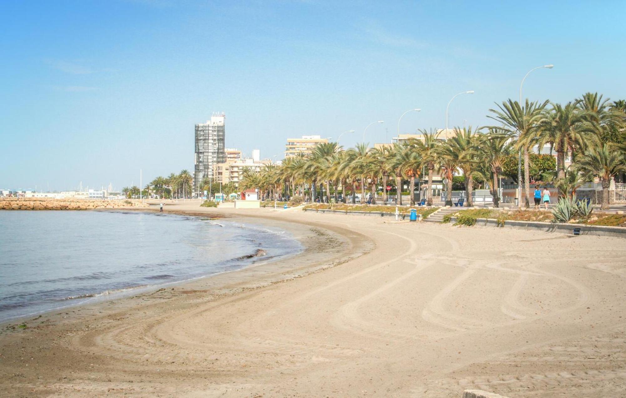 2 Bedroom Awesome In Santa Pola