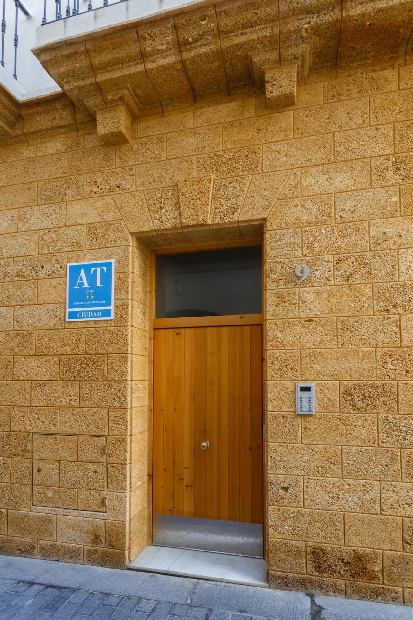 Brujula Ground Floor Indoor By Cadiz4rentals * Cadiz