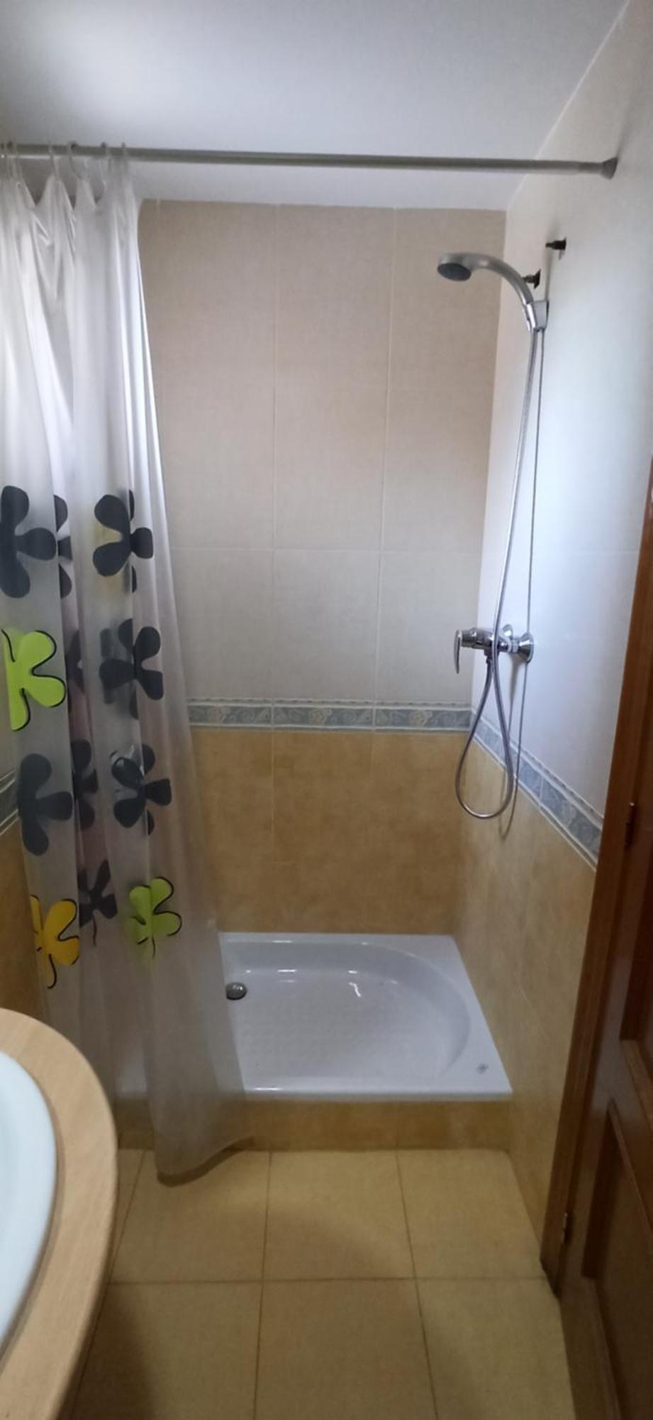 Casa Sol Y Montana-habitaciones Torrent (Valencia)