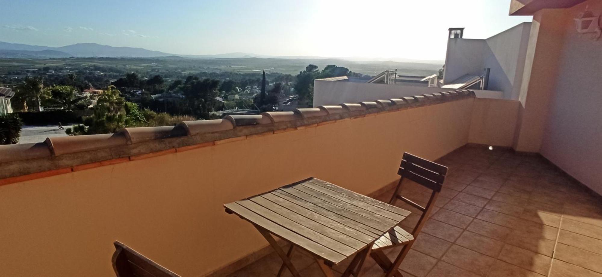 Casa Sol Y Montana-habitaciones Homestay
