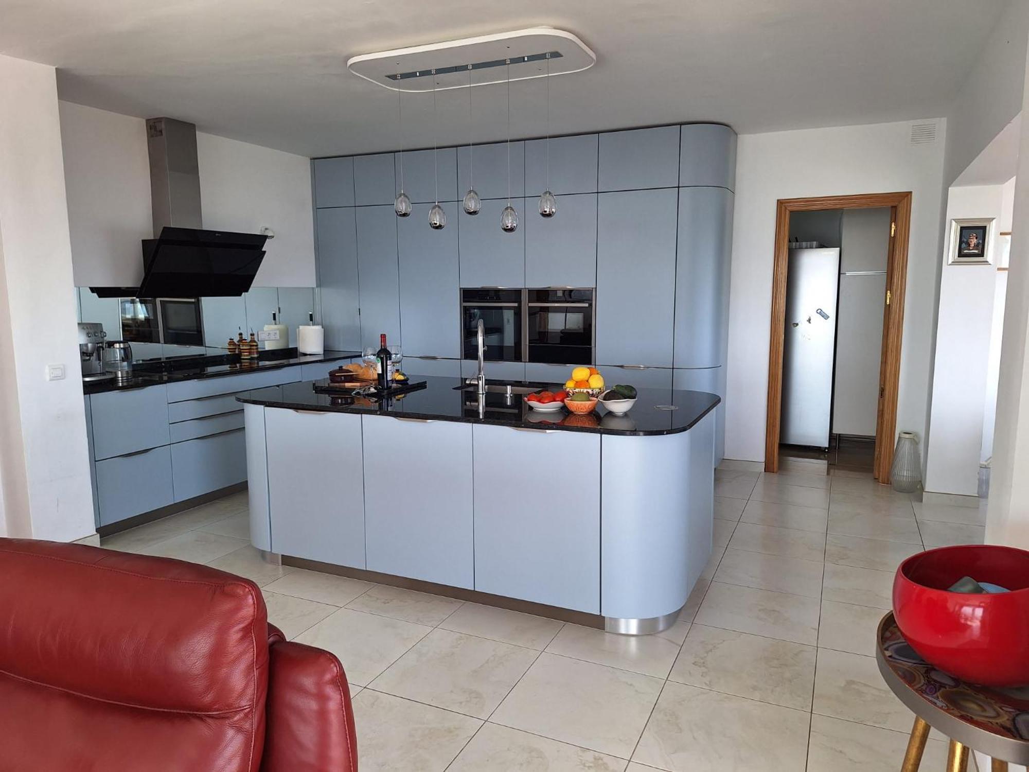 Casa Alta - Exclusive Large Luxury Private Villa, Large Pool, Amazing Views, On The Edge Of The Village And Next To Natural Park Canillas de Aceituno