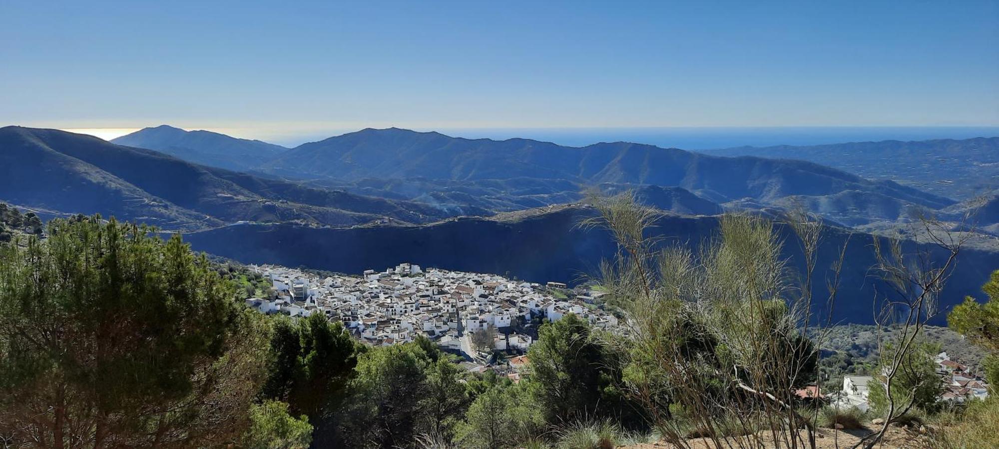 Casa Alta - Exclusive Large Luxury Private Villa, Large Pool, Amazing Views, On The Edge Of The Village And Next To Natural Park Villa