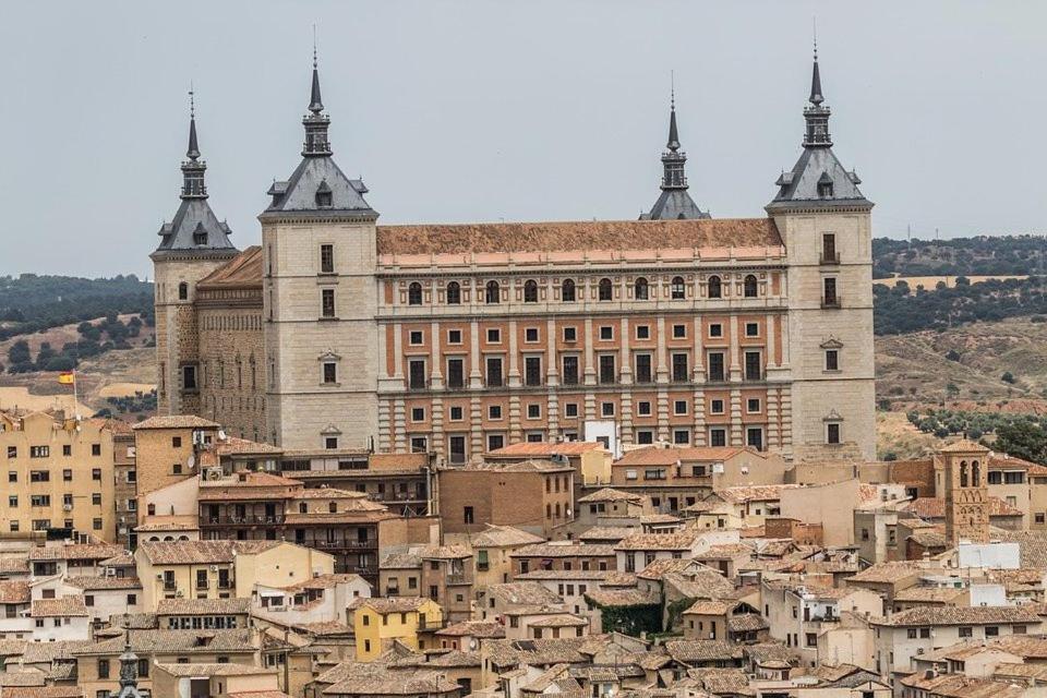 Arco De Toledo * Torrijos