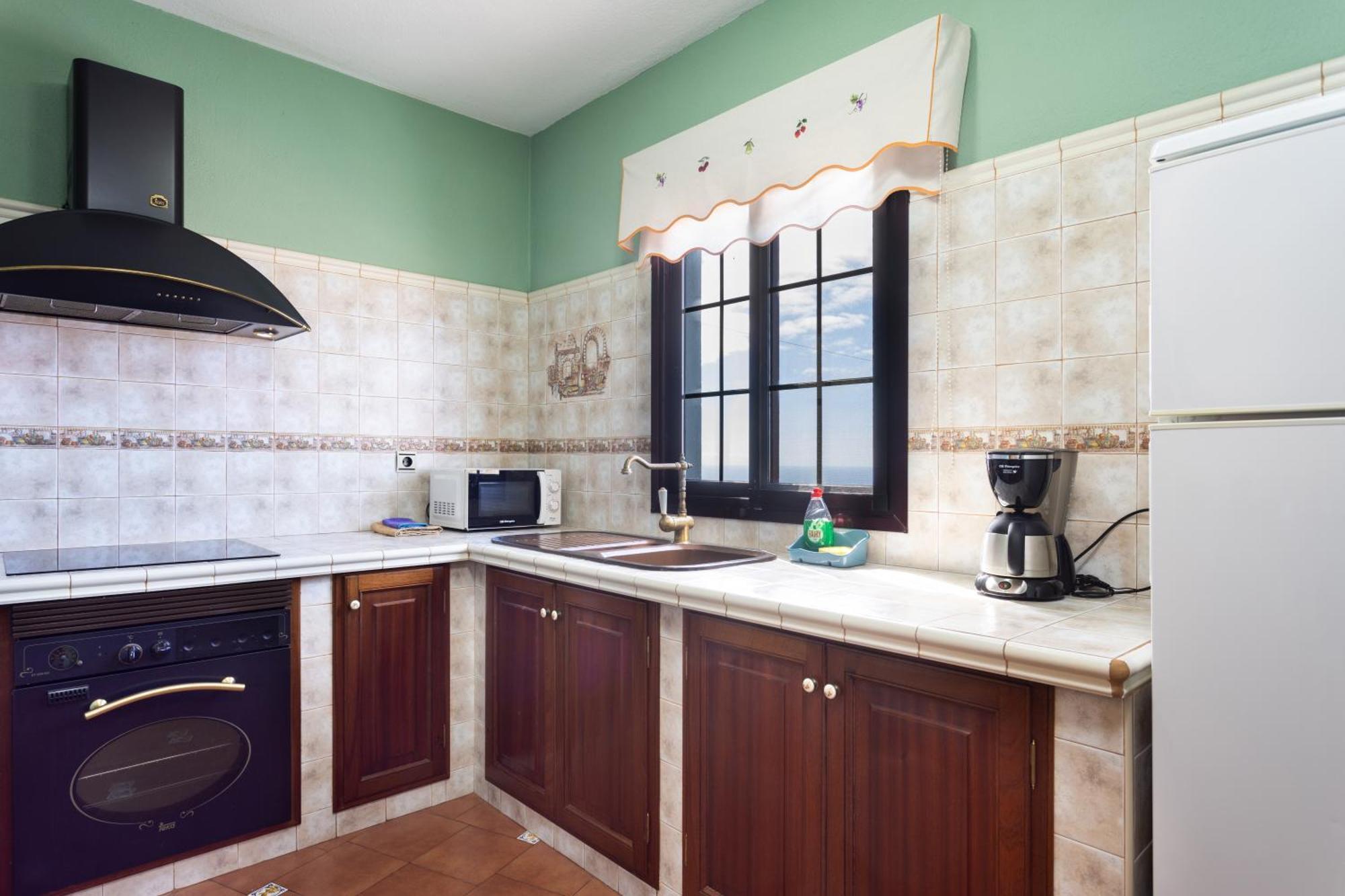 Casita Del Lomo, Terrace & Bbq Holiday home Frontera