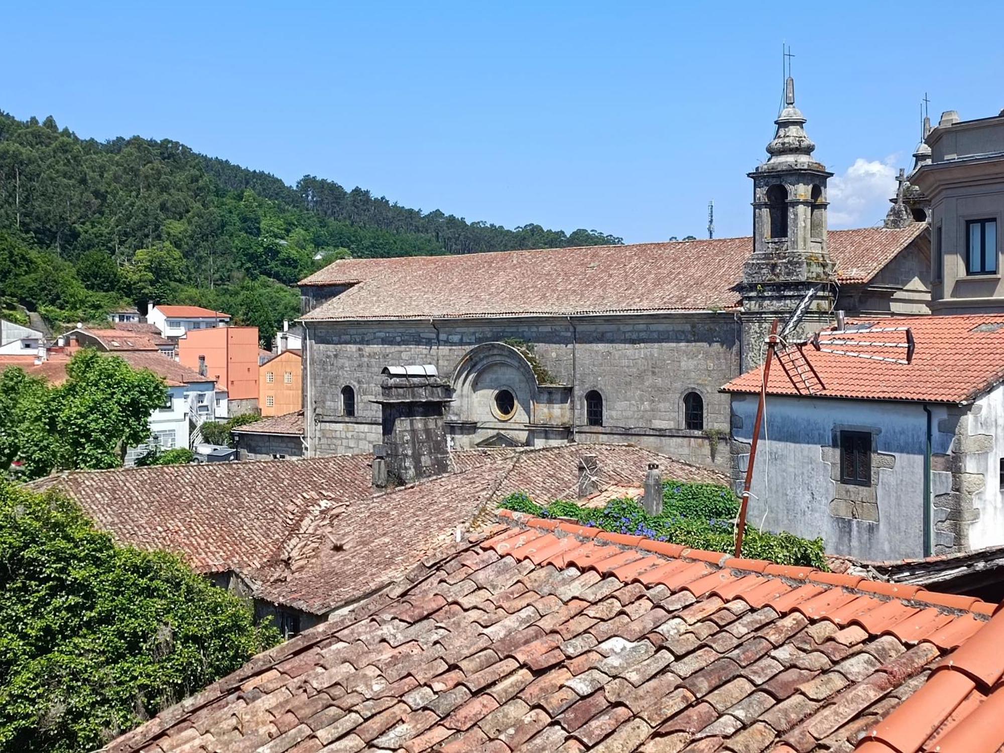 A Barca De Pedra Padron