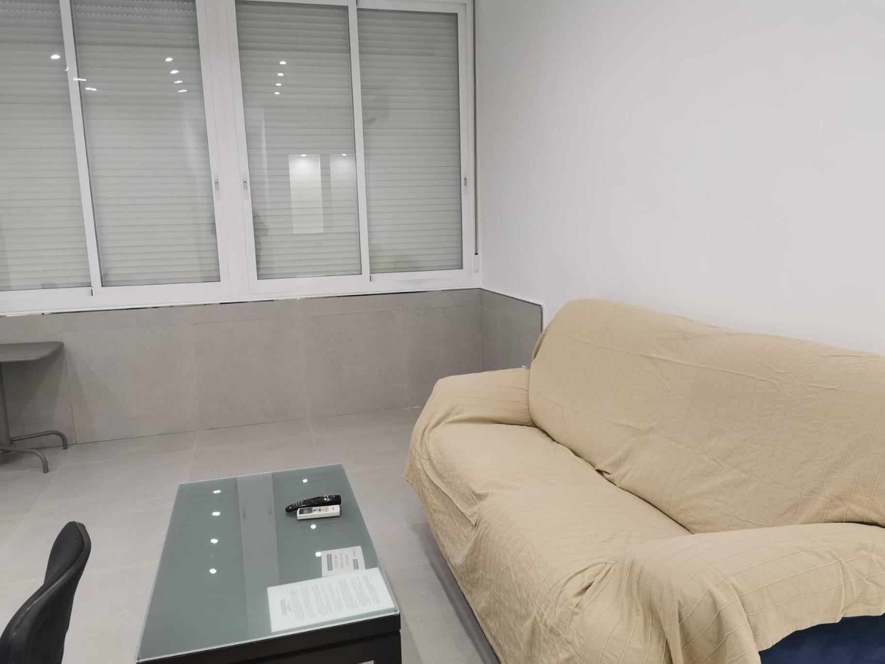 Urbanizacion La Roca Estudio * Torremolinos