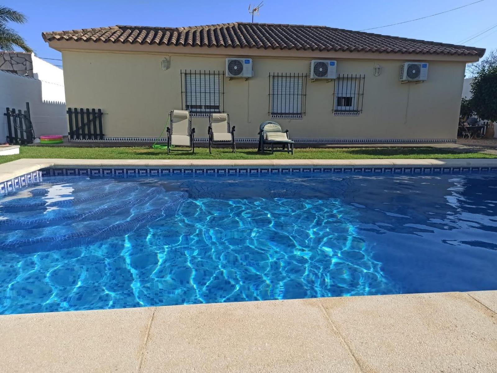 Casa Chiclana Con Piscina Privada Holiday home Chiclana de la Frontera