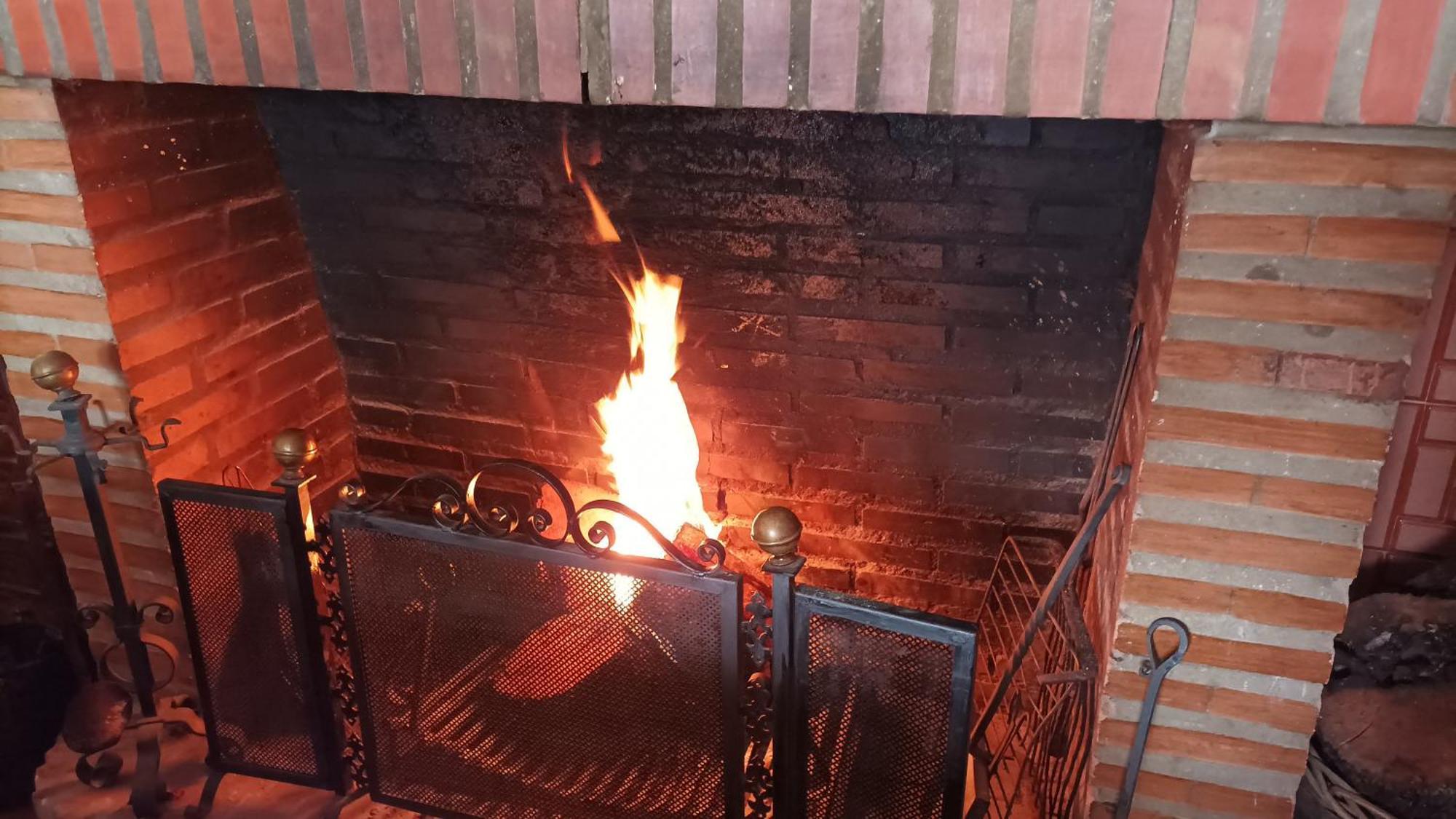 Hospederia De La Corte Casa Rural Con Encanto En La Sierra De *