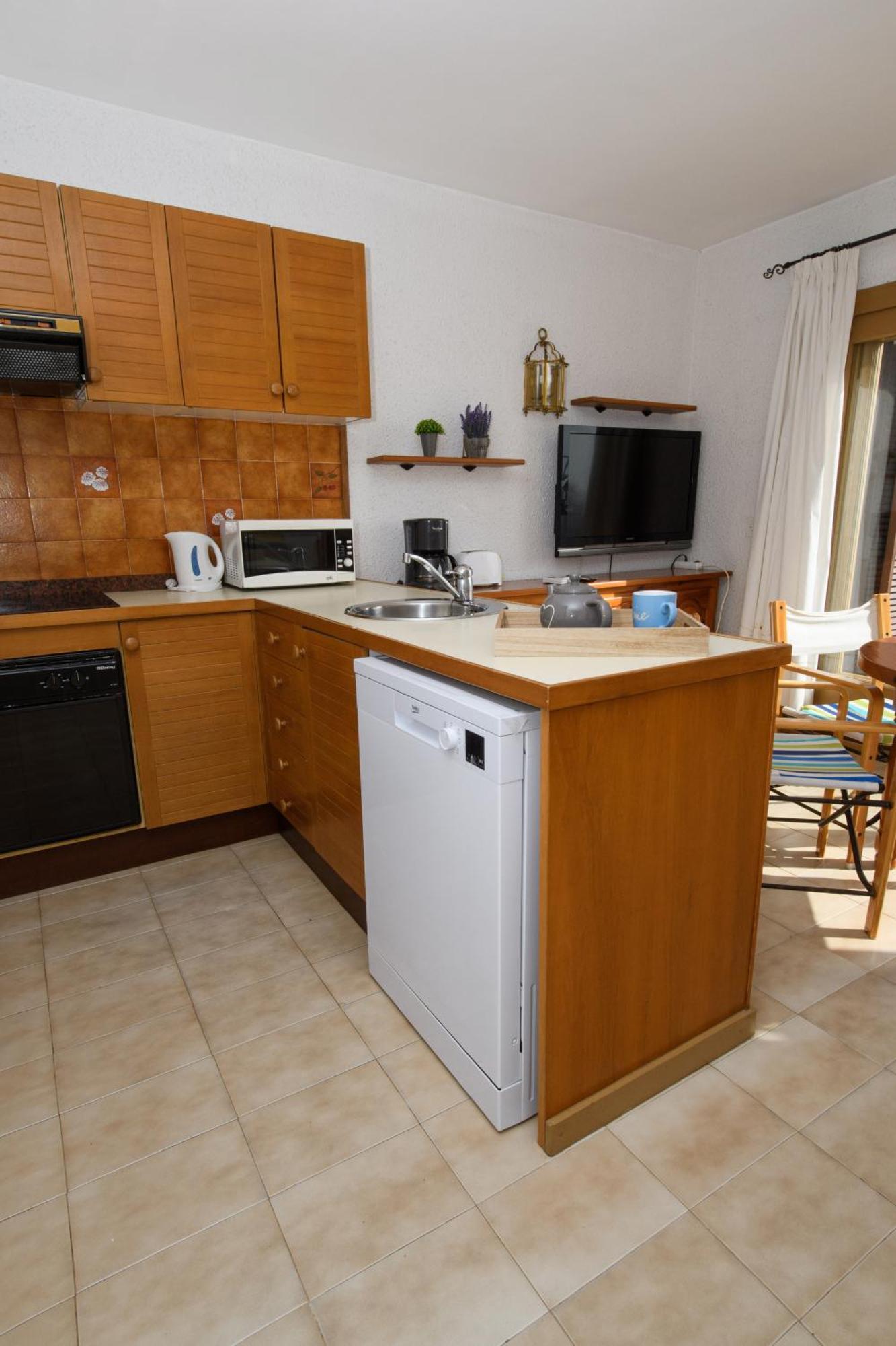 Casas Blancas Parque Montroig *