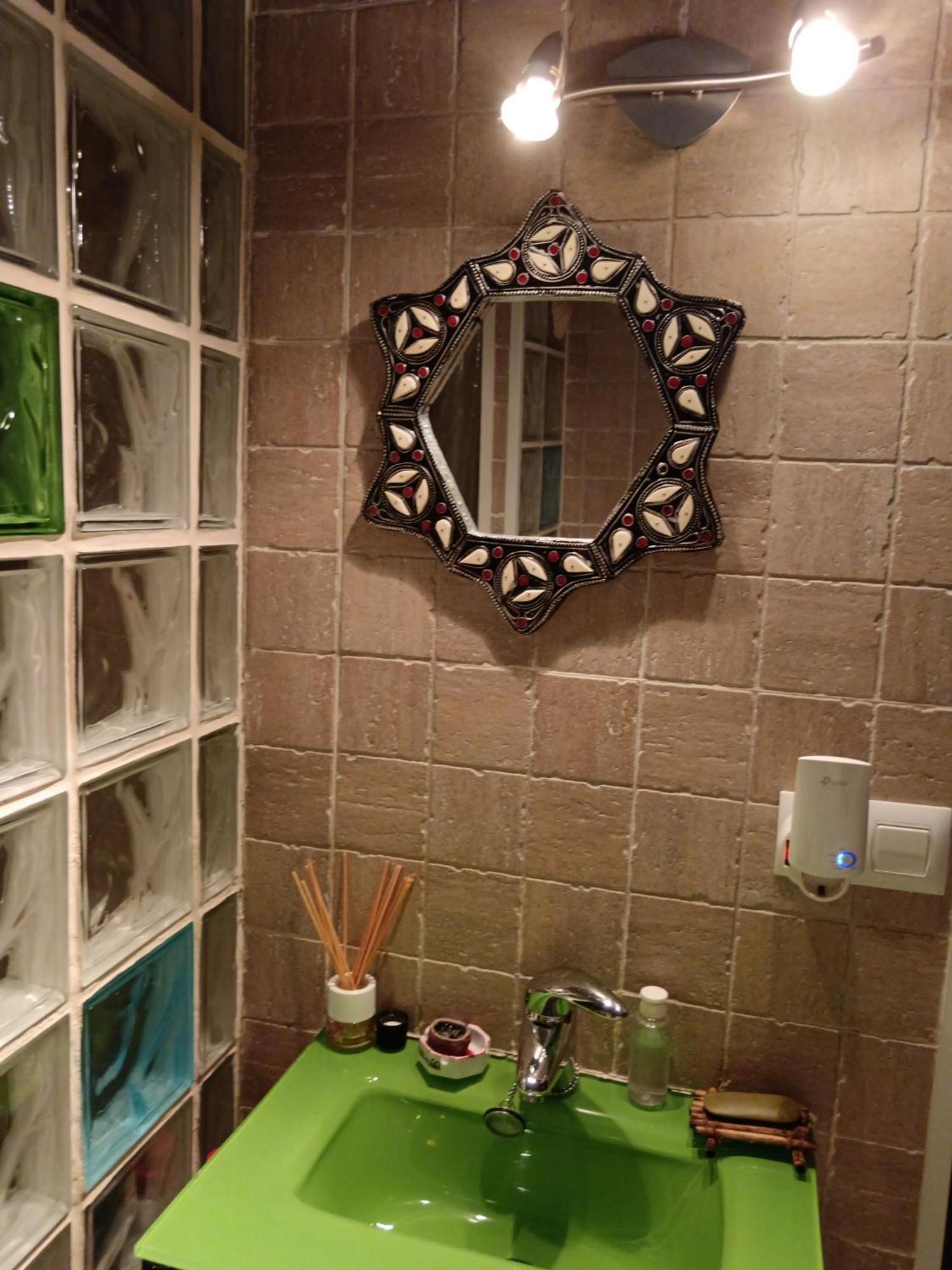 Mari, Comparto El Piso Homestay Blanes