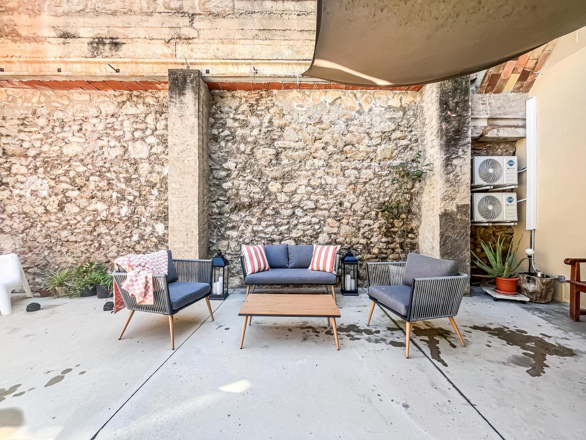 Aptw Pool In Heart Of Old Town Apartment