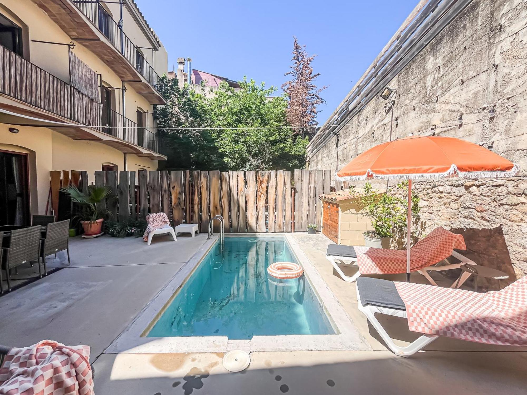 Aptw Pool In Heart Of Old Town Apartment Girona