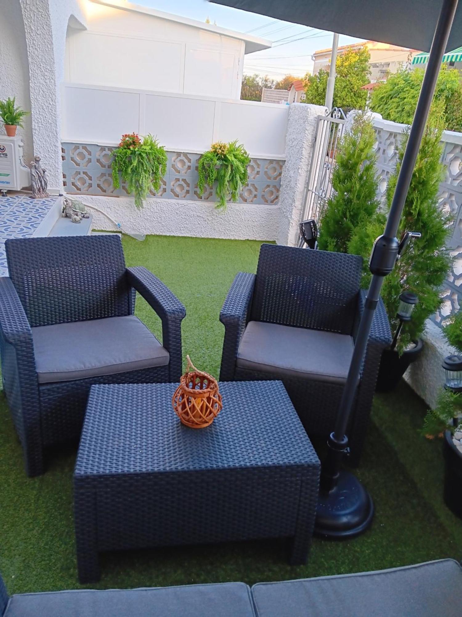 Cozy In Urb La Marina With Shared Pool Сasa de vacaciones *