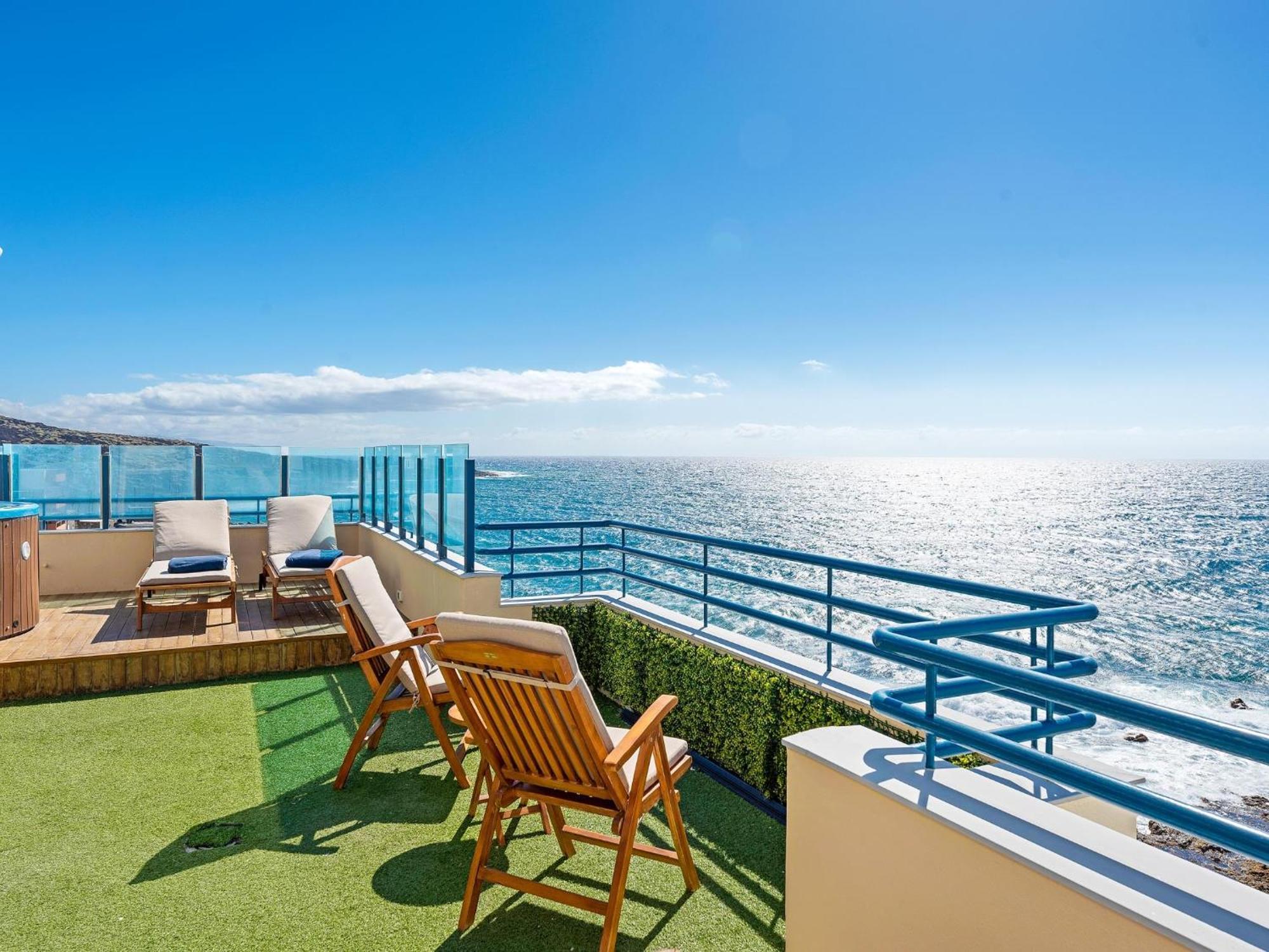 La Mar Loft With Hot Tub Сasa de vacaciones *