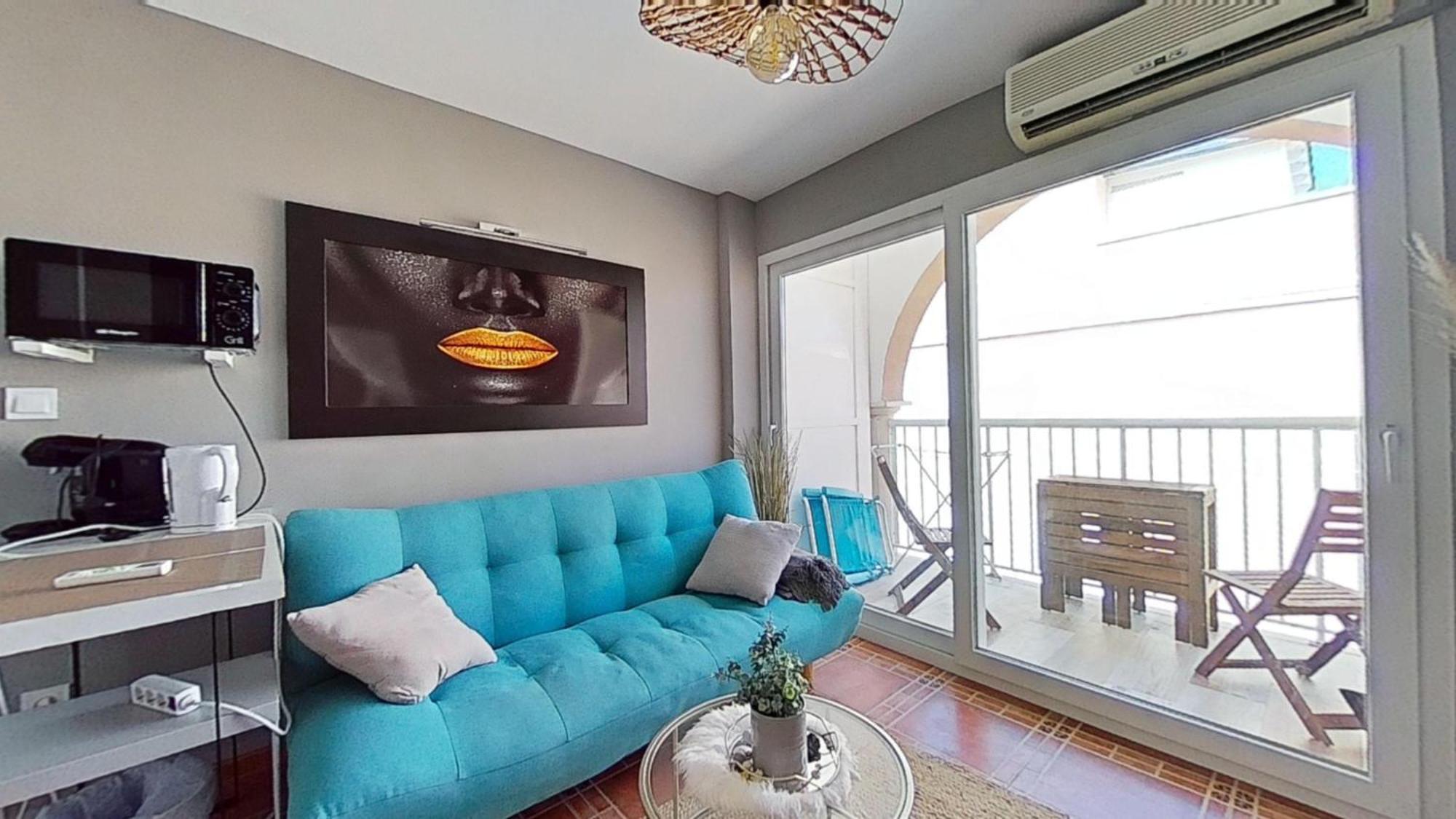 Sun Apartment *