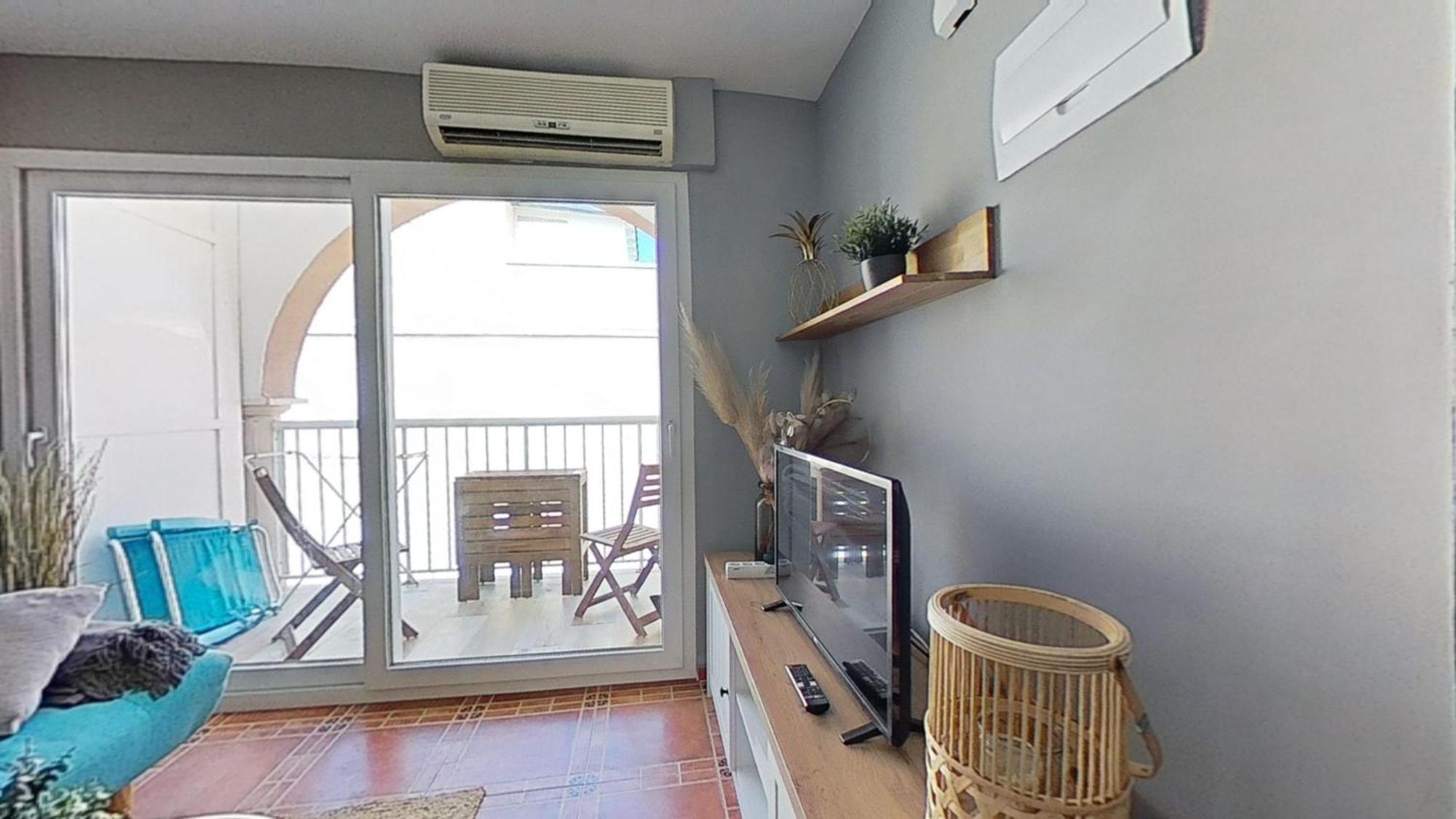 Sun Apartment *