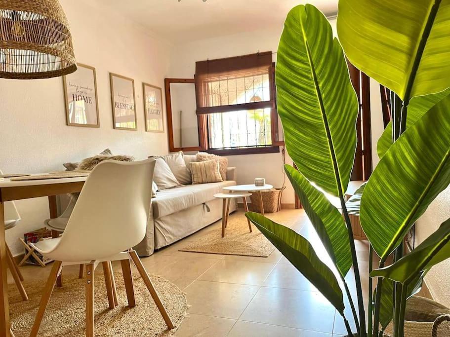 Casa Naranja Holiday home *