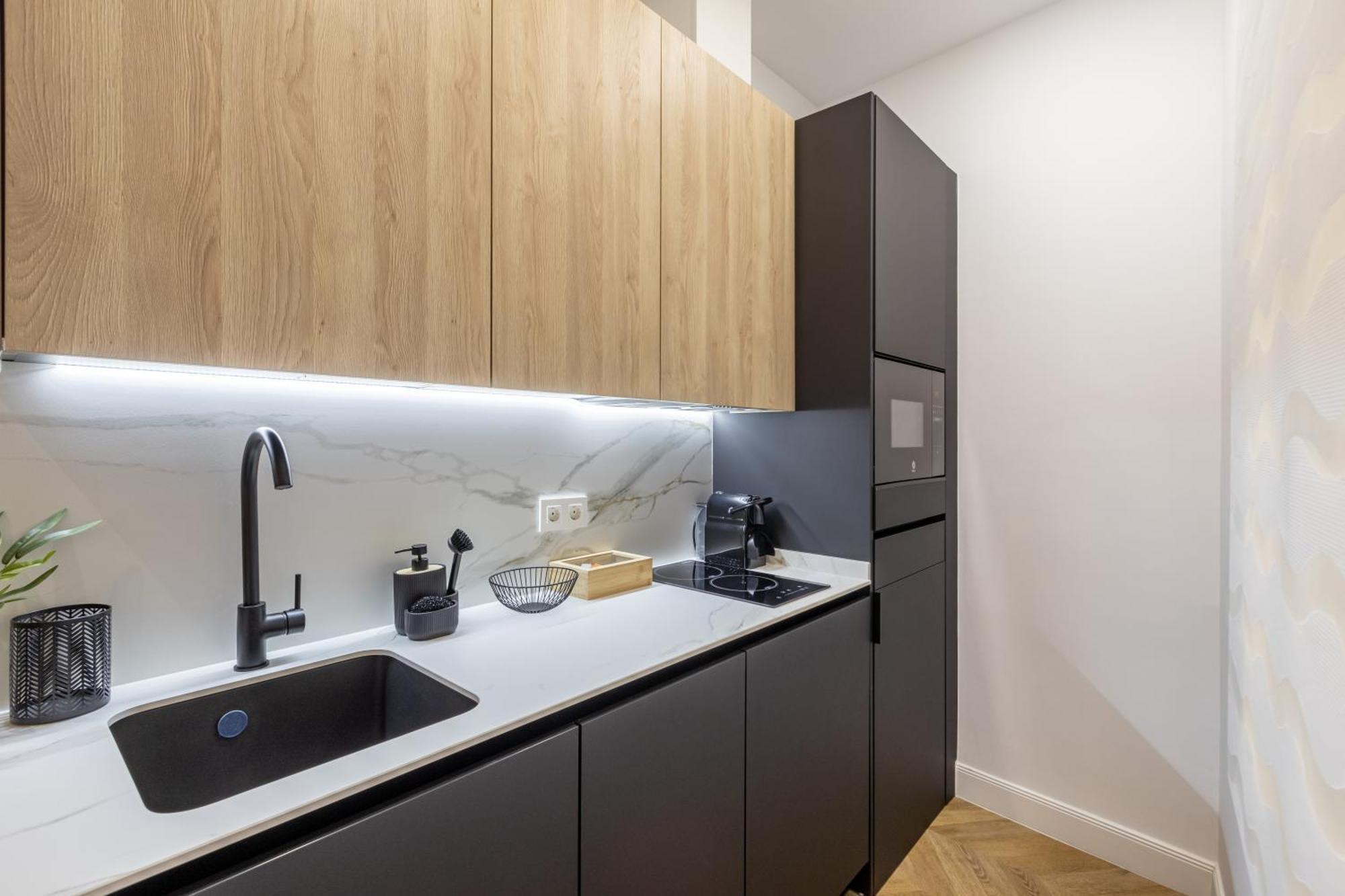 Elvira Elegant Gran Via-catedral Apartment *