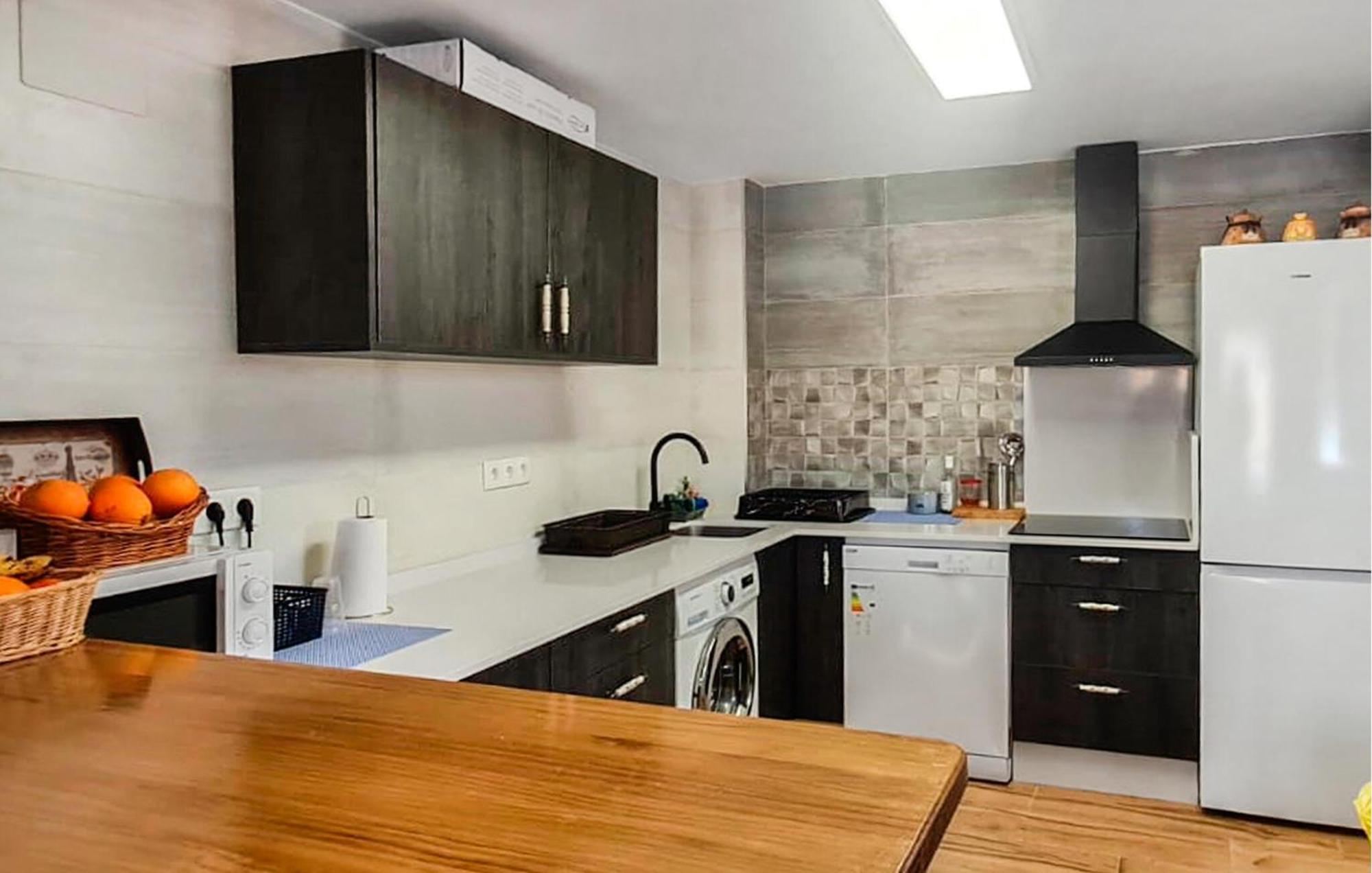 Lovely In With Kitchen *
