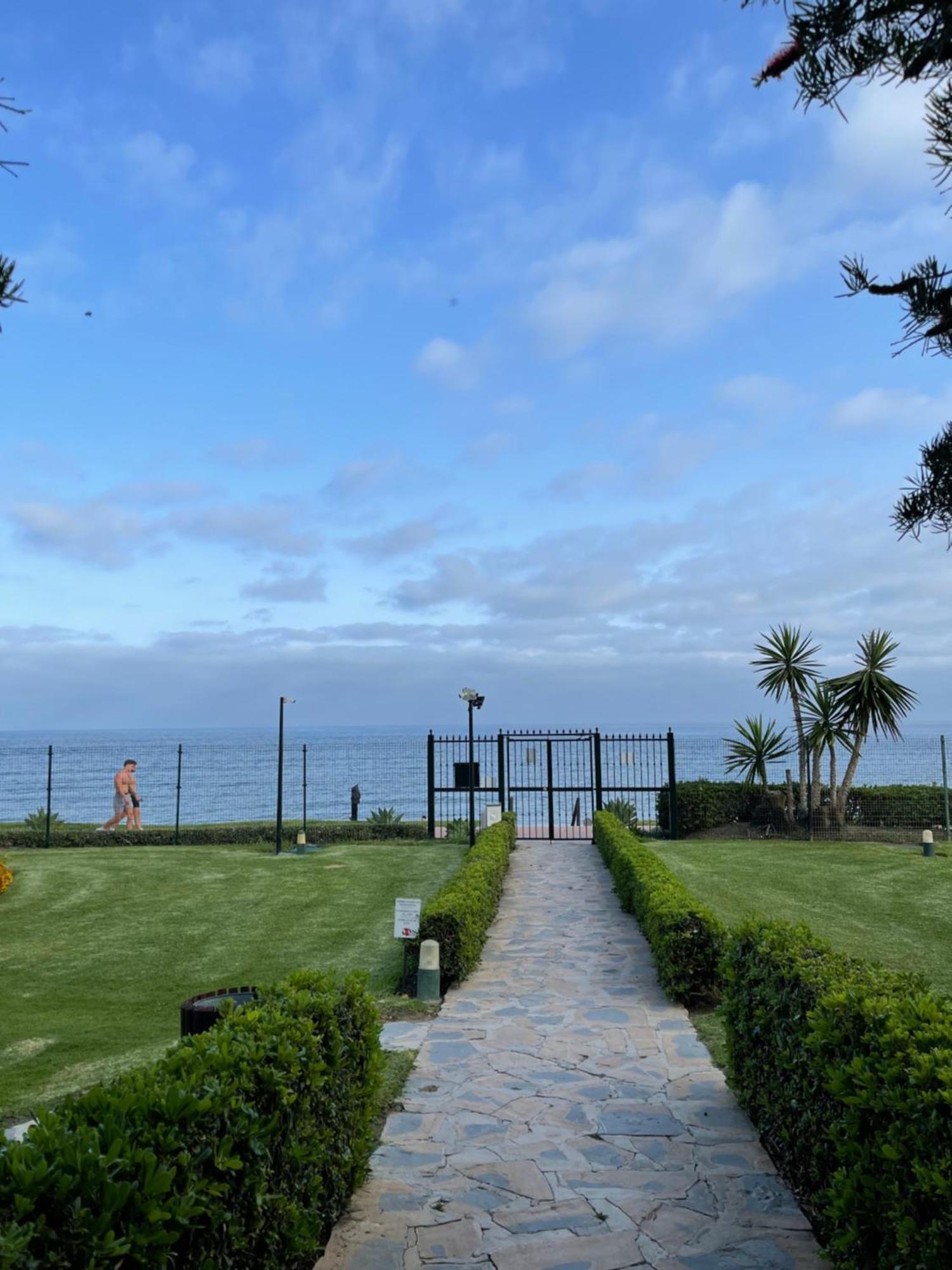 Beachfront Escape Apartamento *