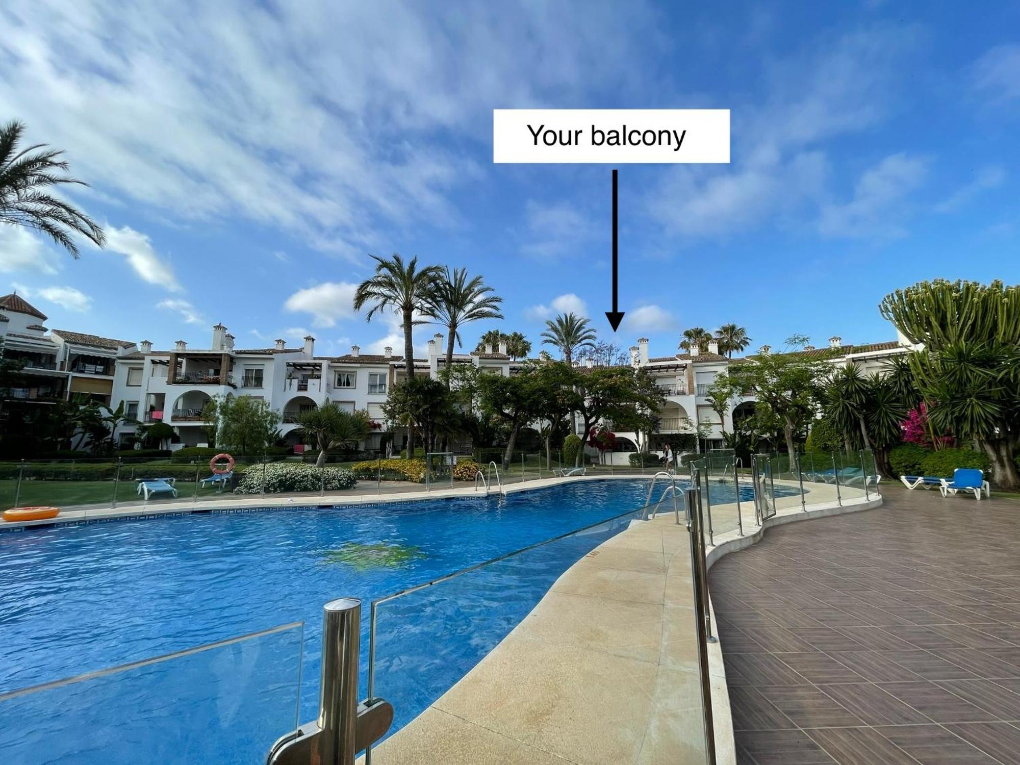 Beachfront Escape Apartamento Estepona