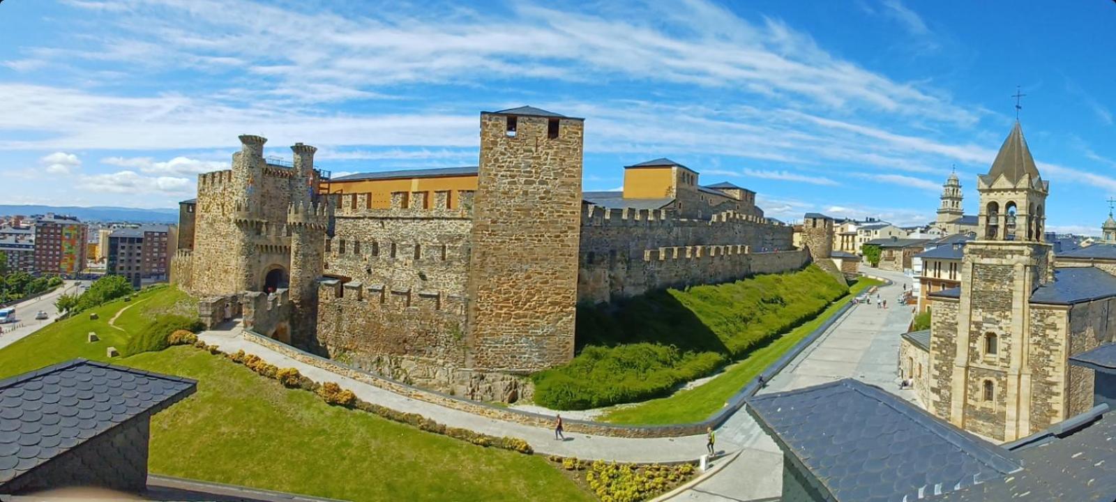 Apartamento Castillo Ponferrada. Ponferrada