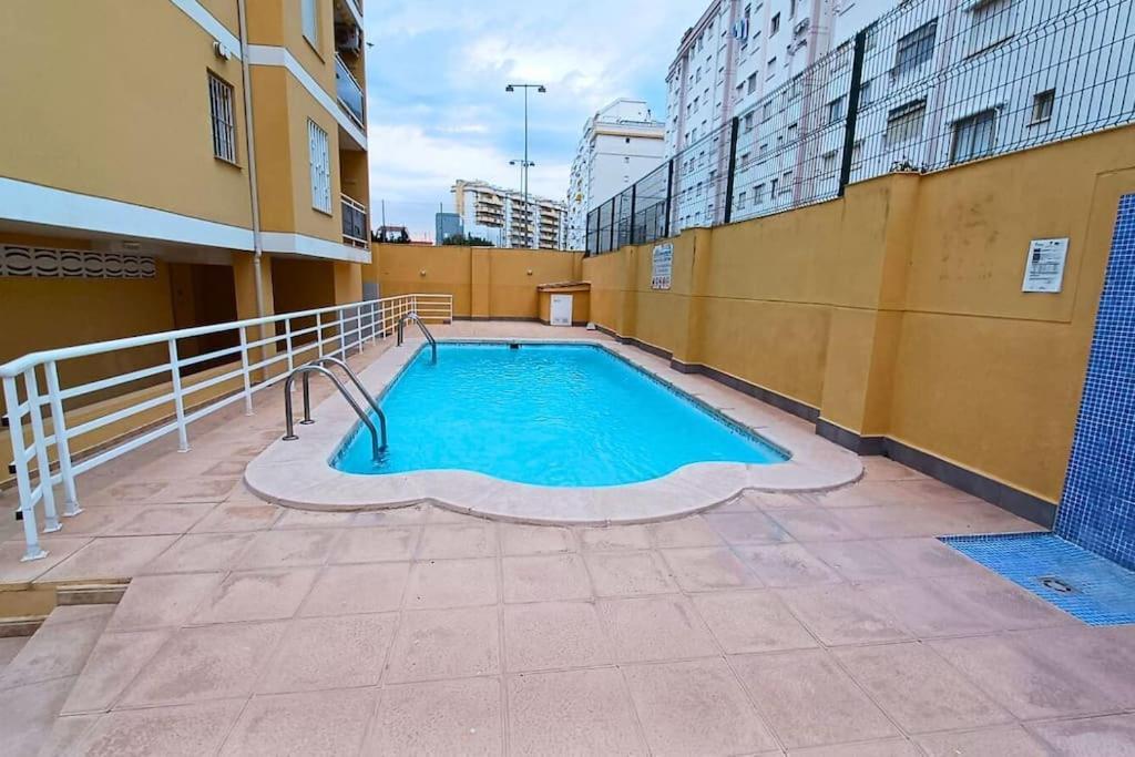 Apartment Con Piscina, Internet Y Netflix Playa de Gandia