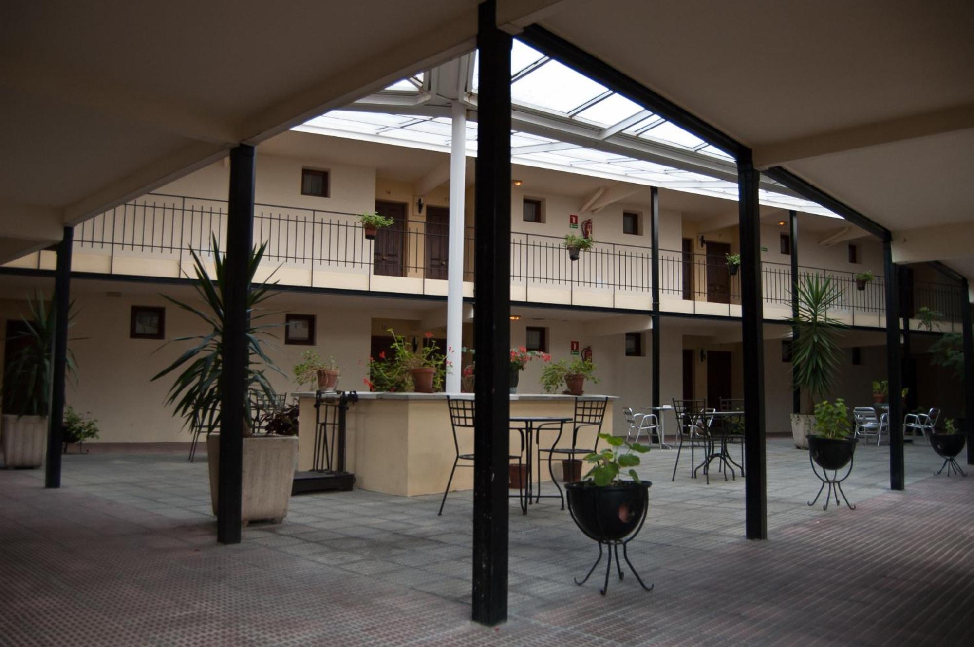 Urgain Hotel 2*