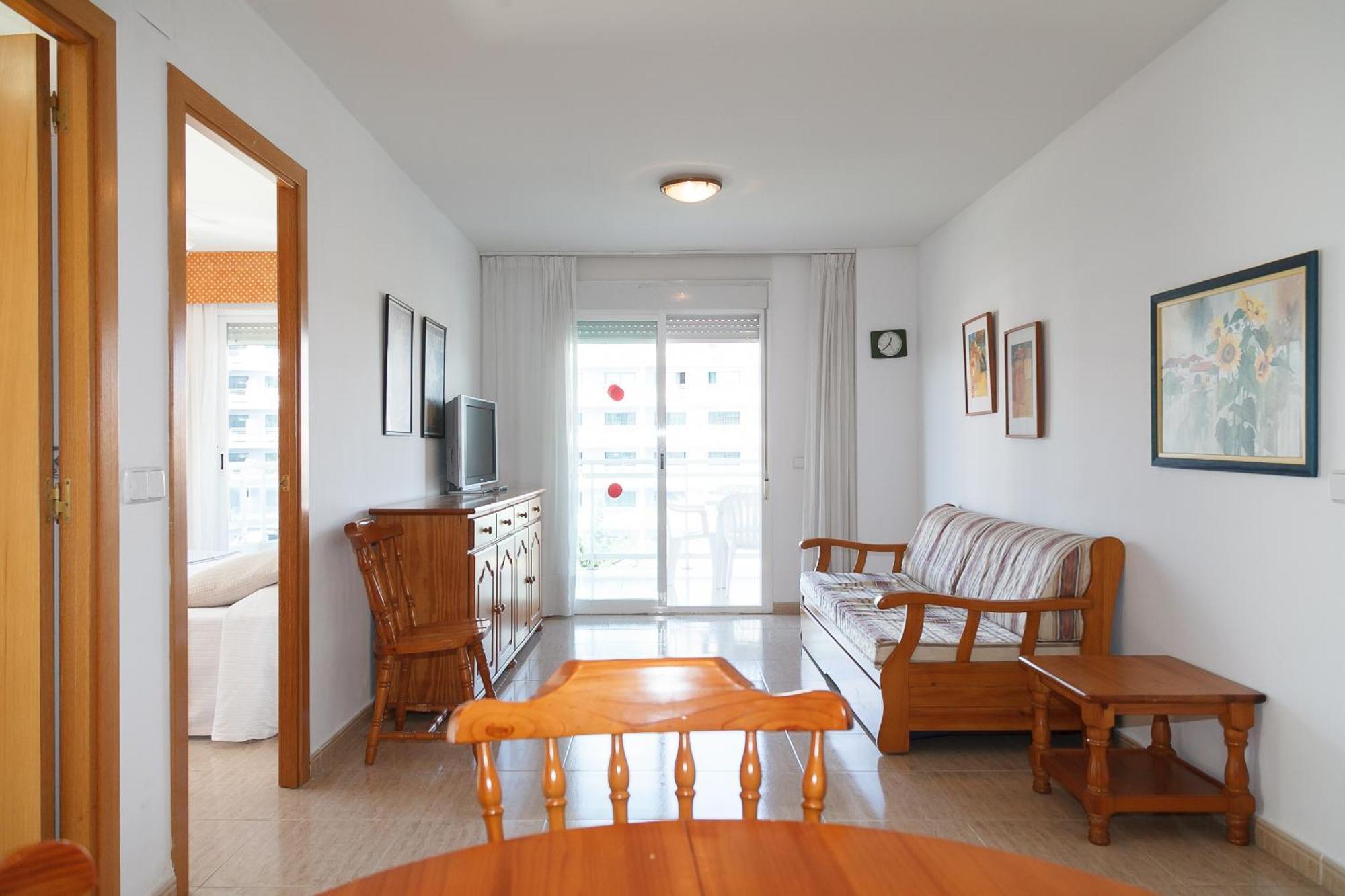 Uhc Larimar Family Complex Salou