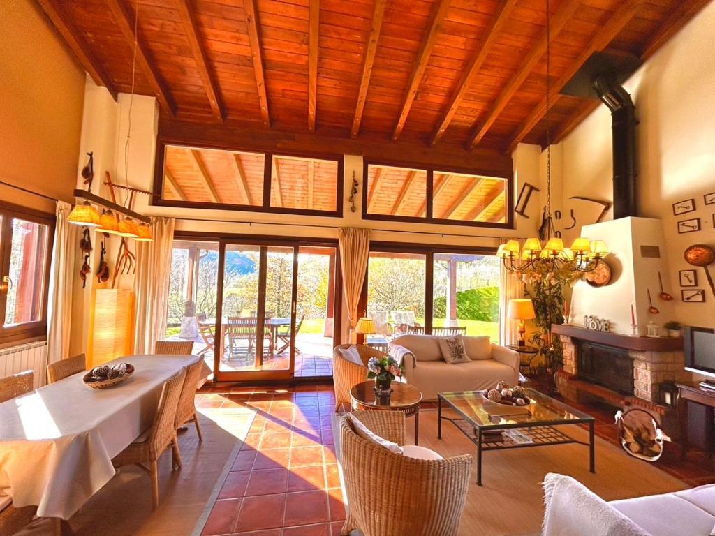Country house Etxaburu Gorriti