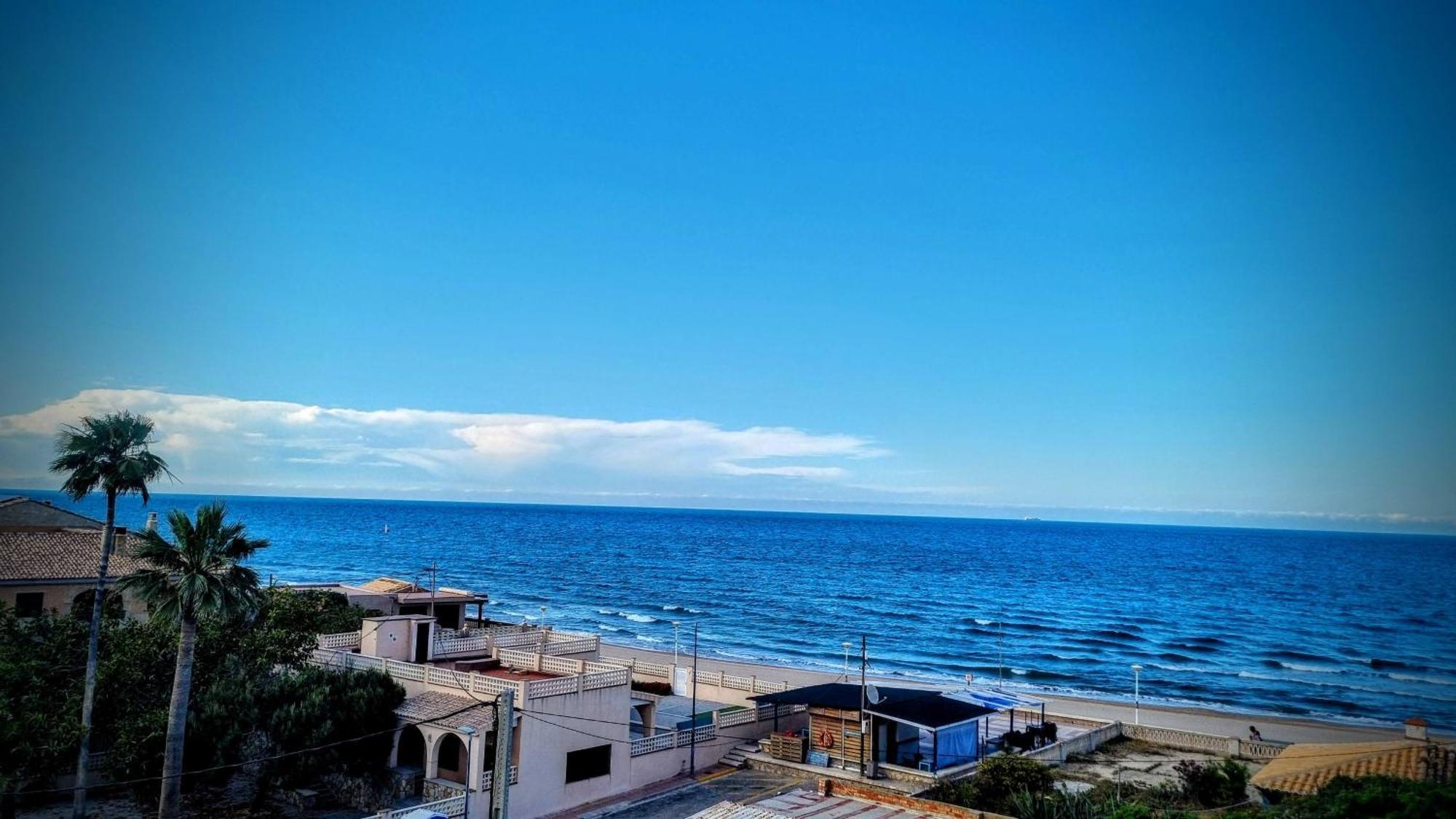 Apto Con Vistas Al Mar Playa De Apartamento