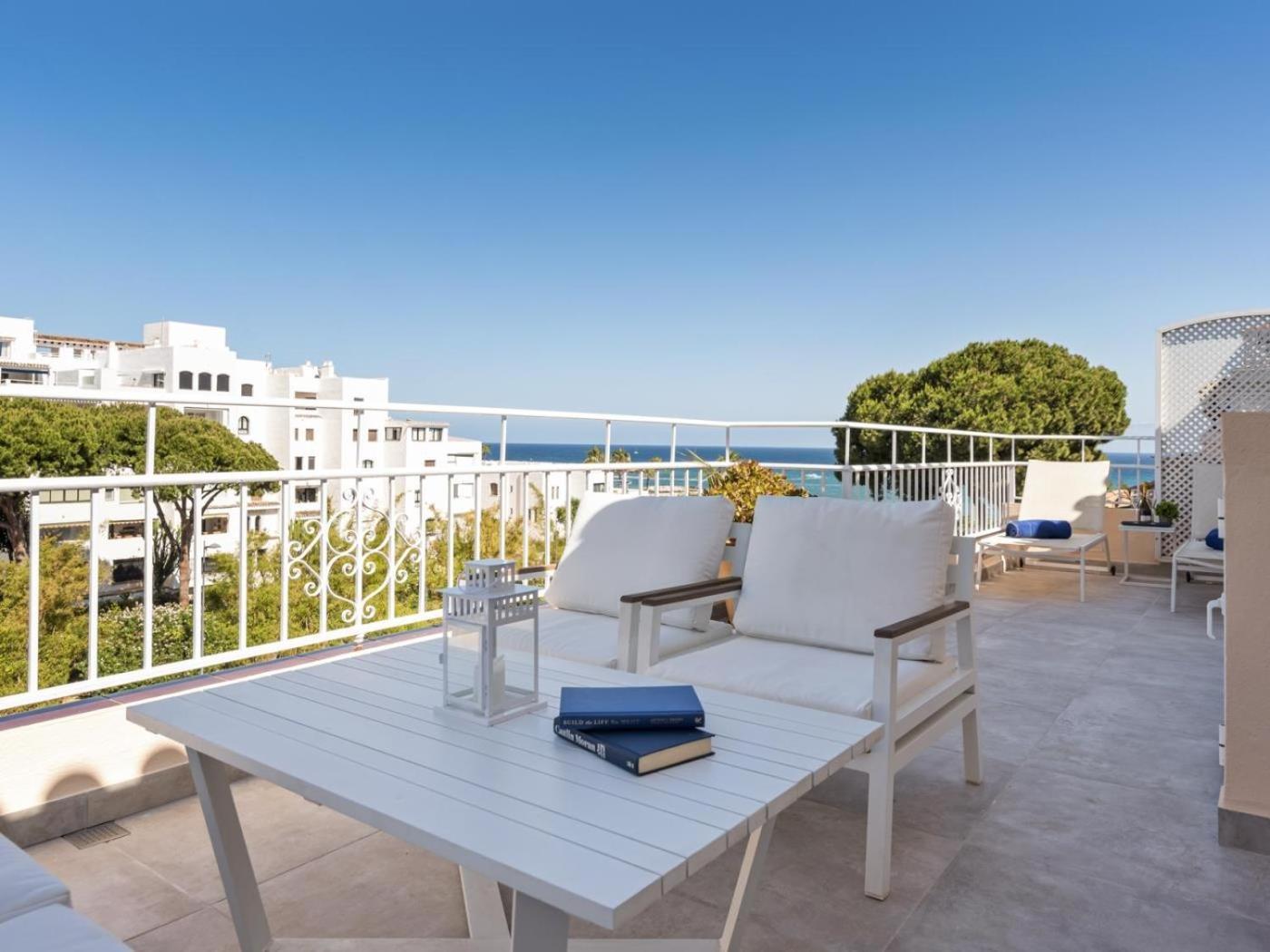 ático De 2 Dormitorios En Andalucía Del Mar Marbella