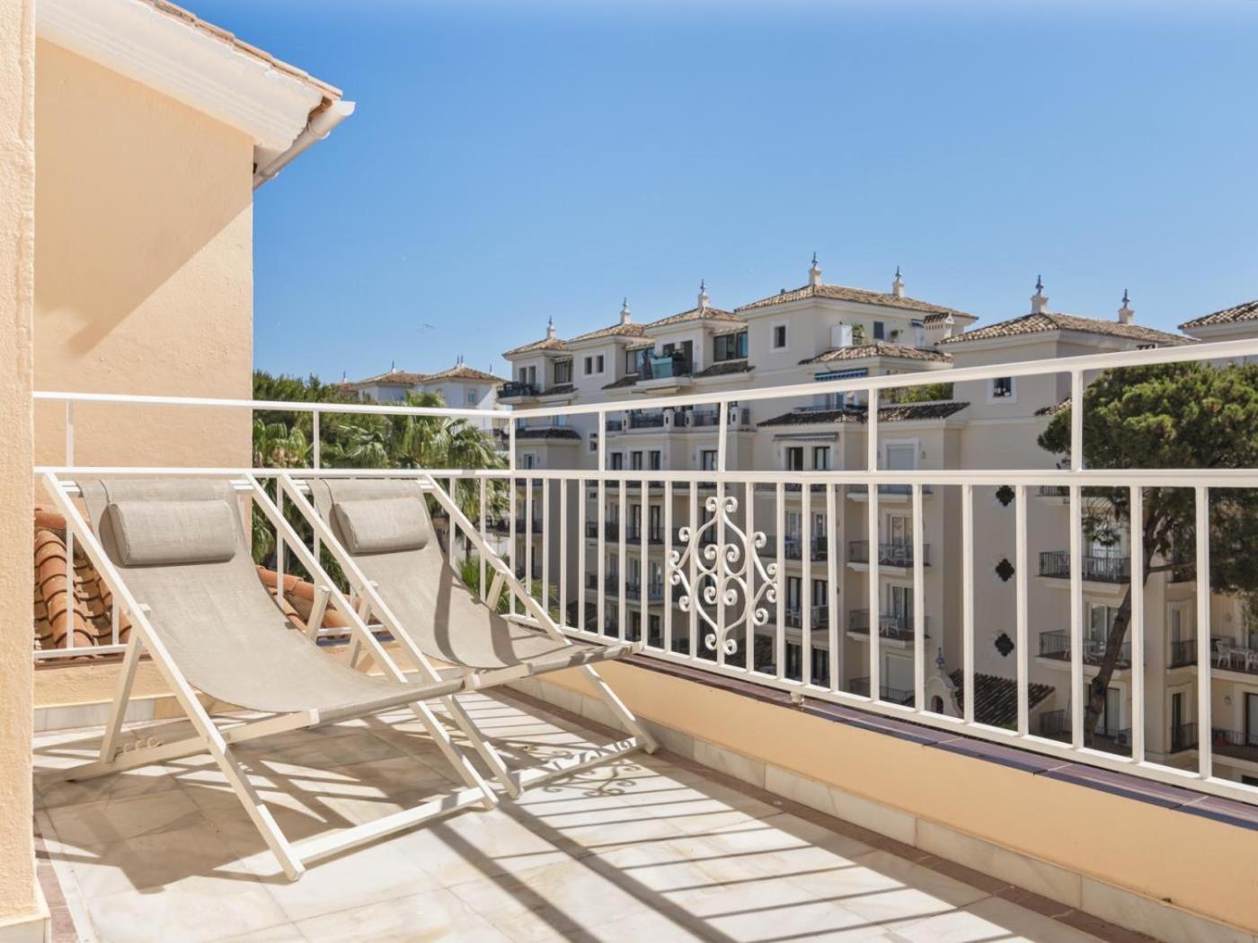 ático De 2 Dormitorios En Andalucía Del Mar Apartamento *