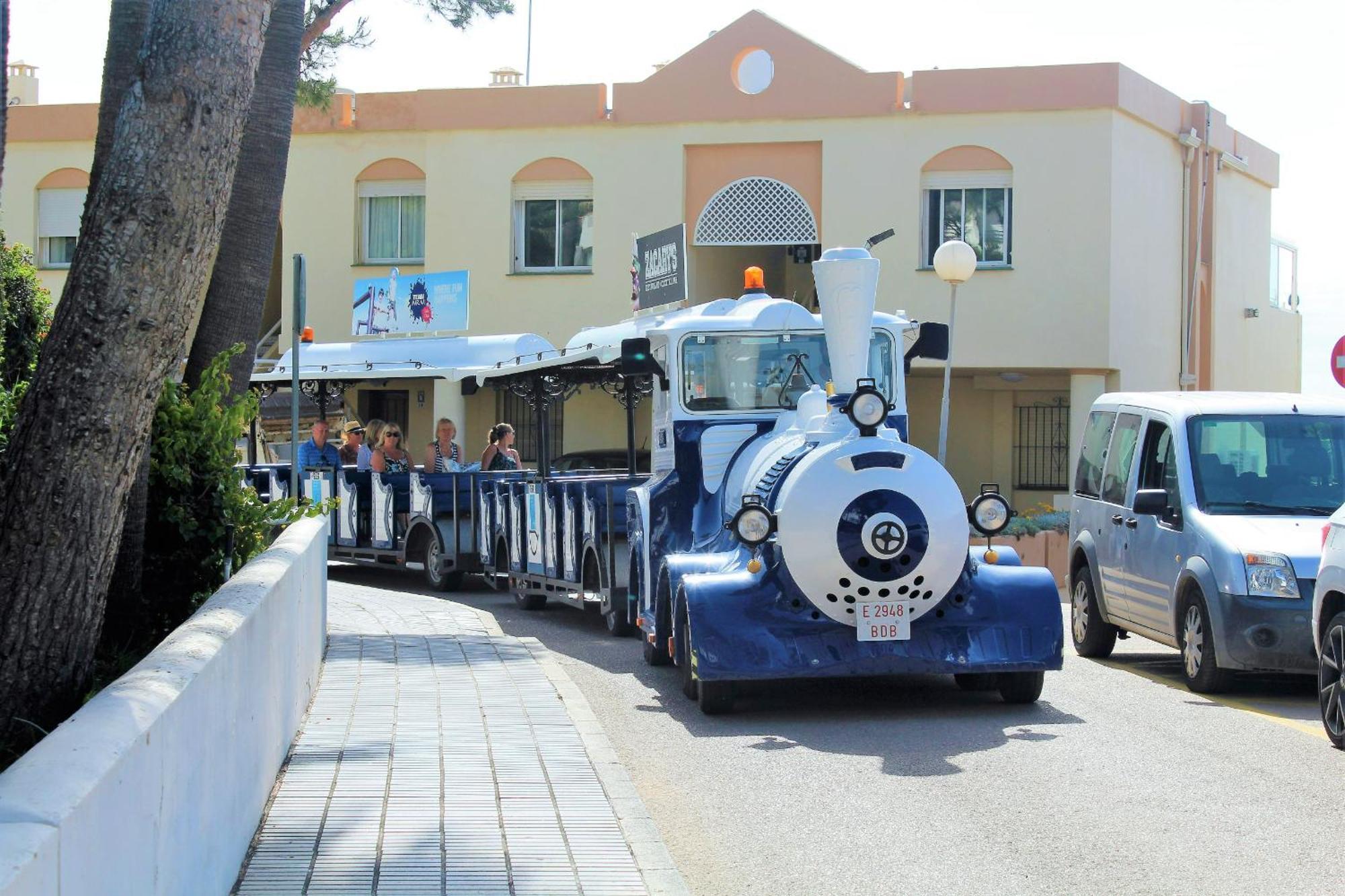 Family & Mijas Costa & Fuengirola By Alfresco Holiday home *