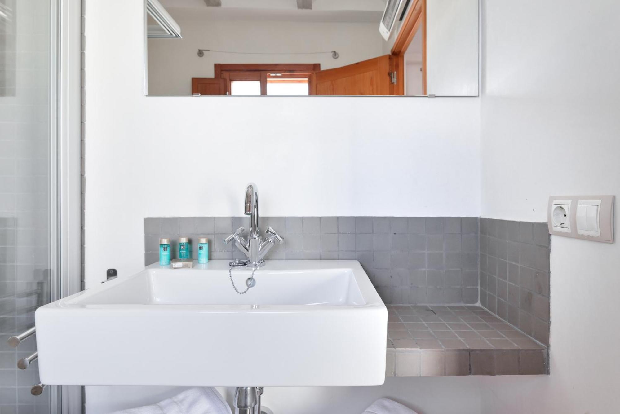Casa Raul En Casco Antiguo De By Vero Holiday home