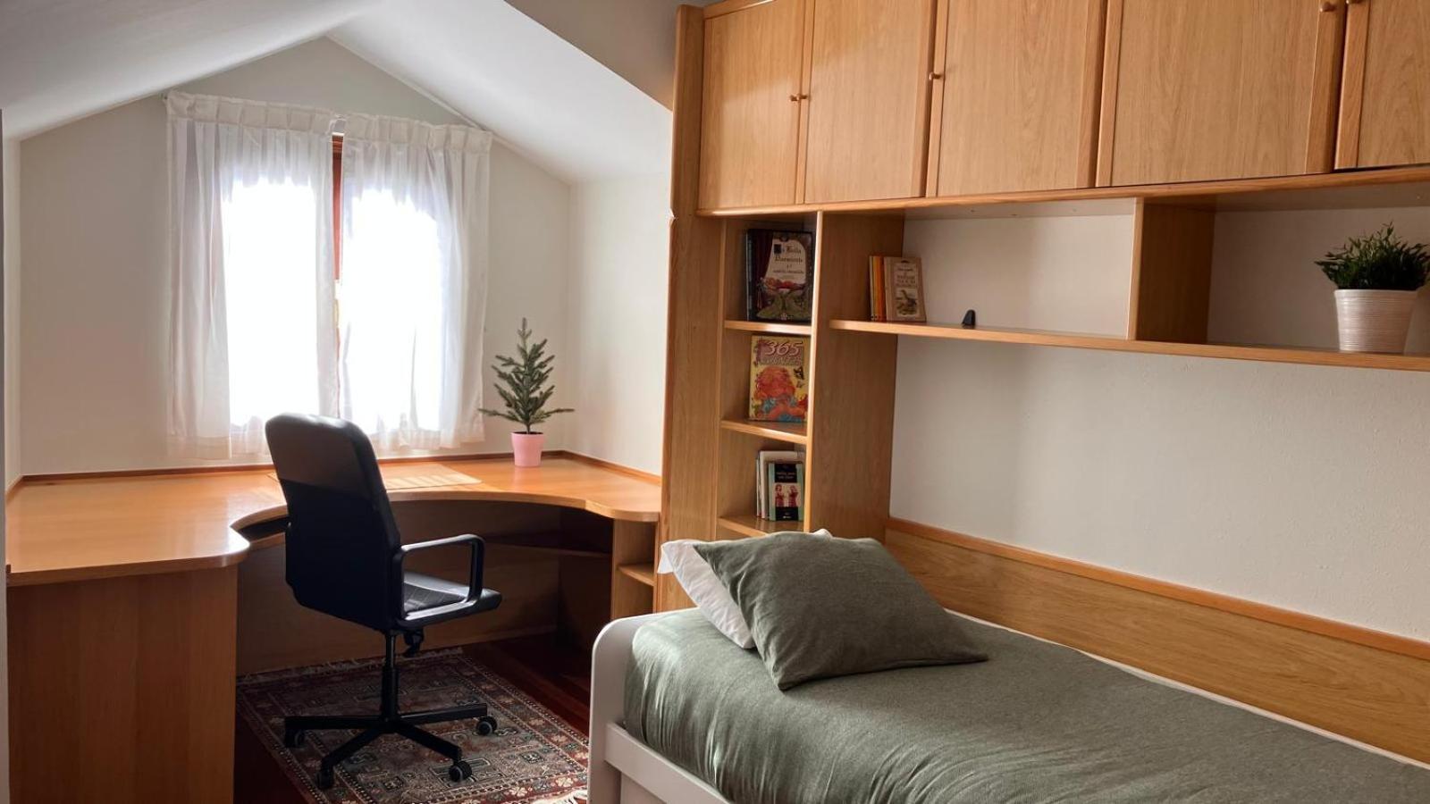 Duplex 122m2, 4 Dormitorios, 2 Banos Completos, Wifi 1gb Mundaka