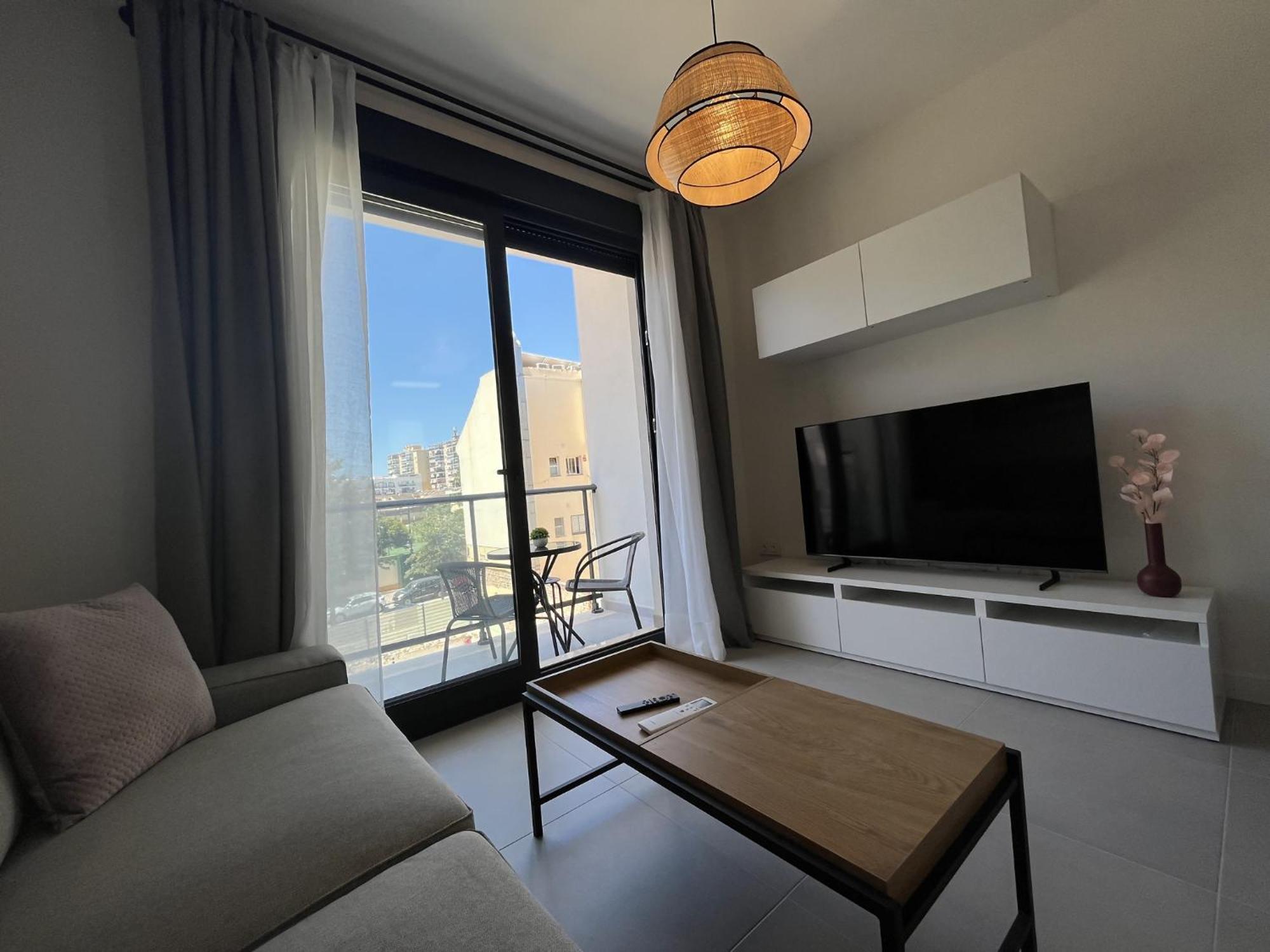 Boliches Design Air C Wifi Andra Fuengirola
