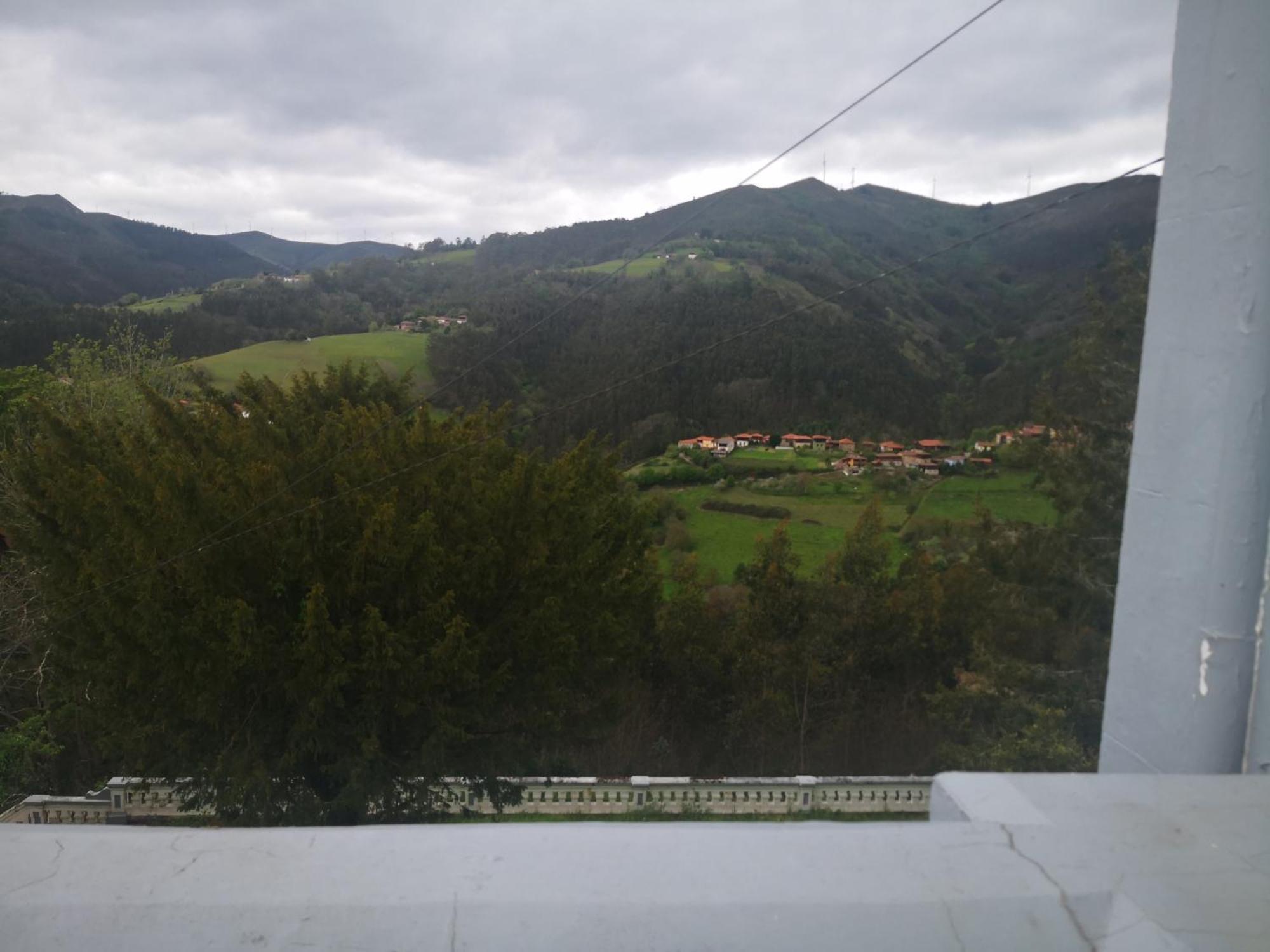Con Piscina Alicia La Perla Indiana * Salas (Asturias)