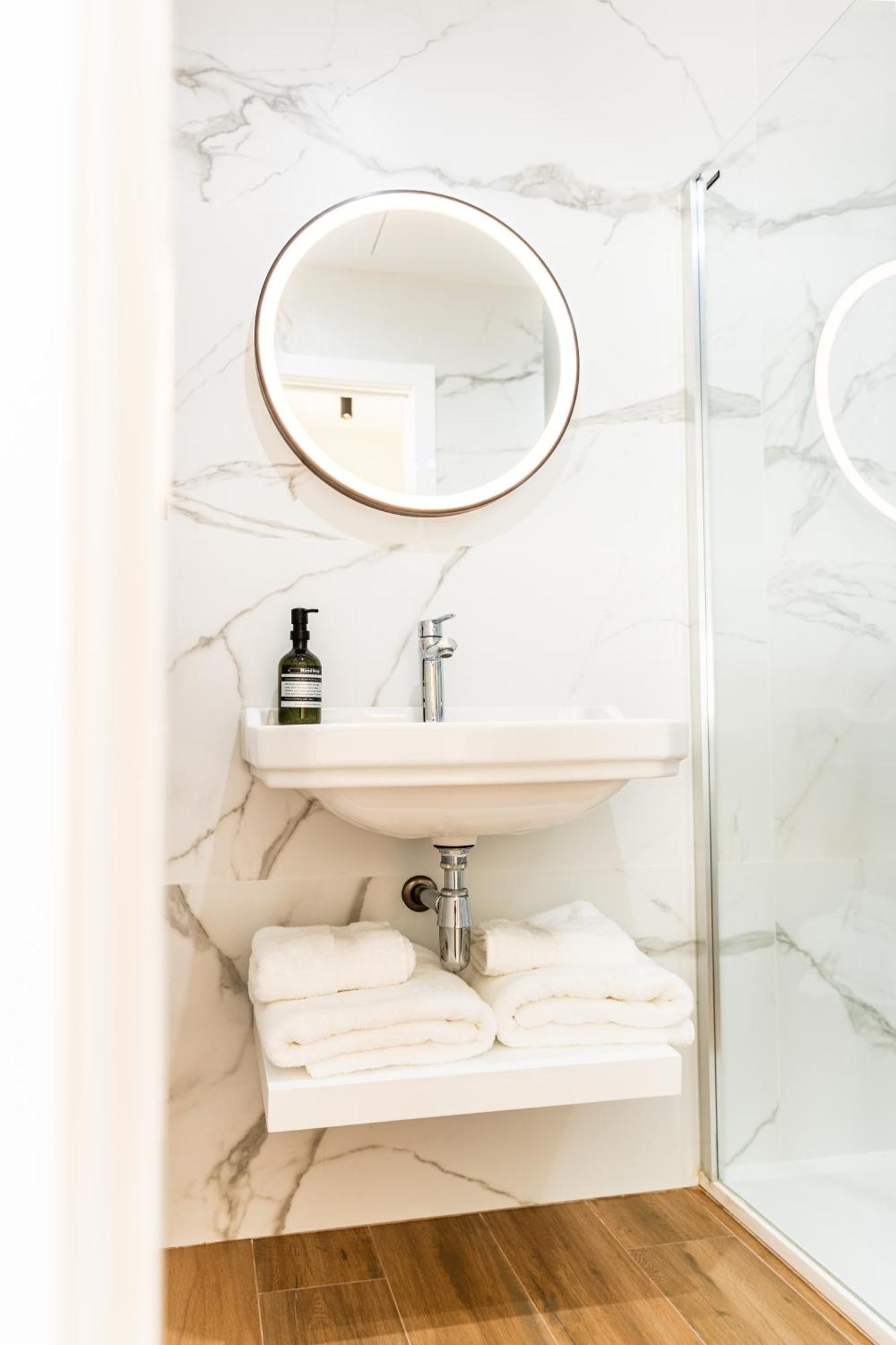 Apartamento De Paradas