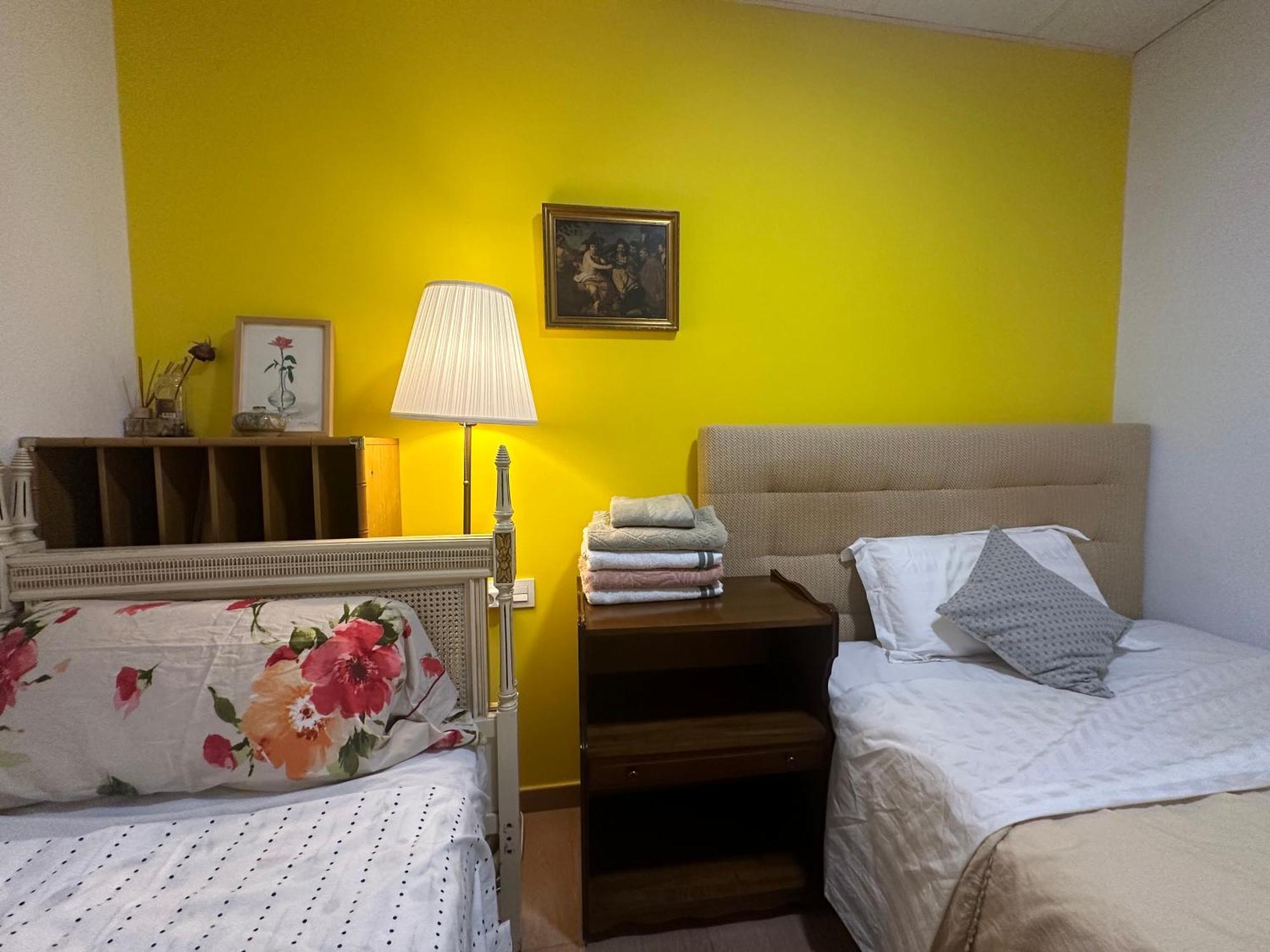 Homestay Mirador 2 Del Mercado - Con Bano Privado En El Centro De La Ciudad Vella