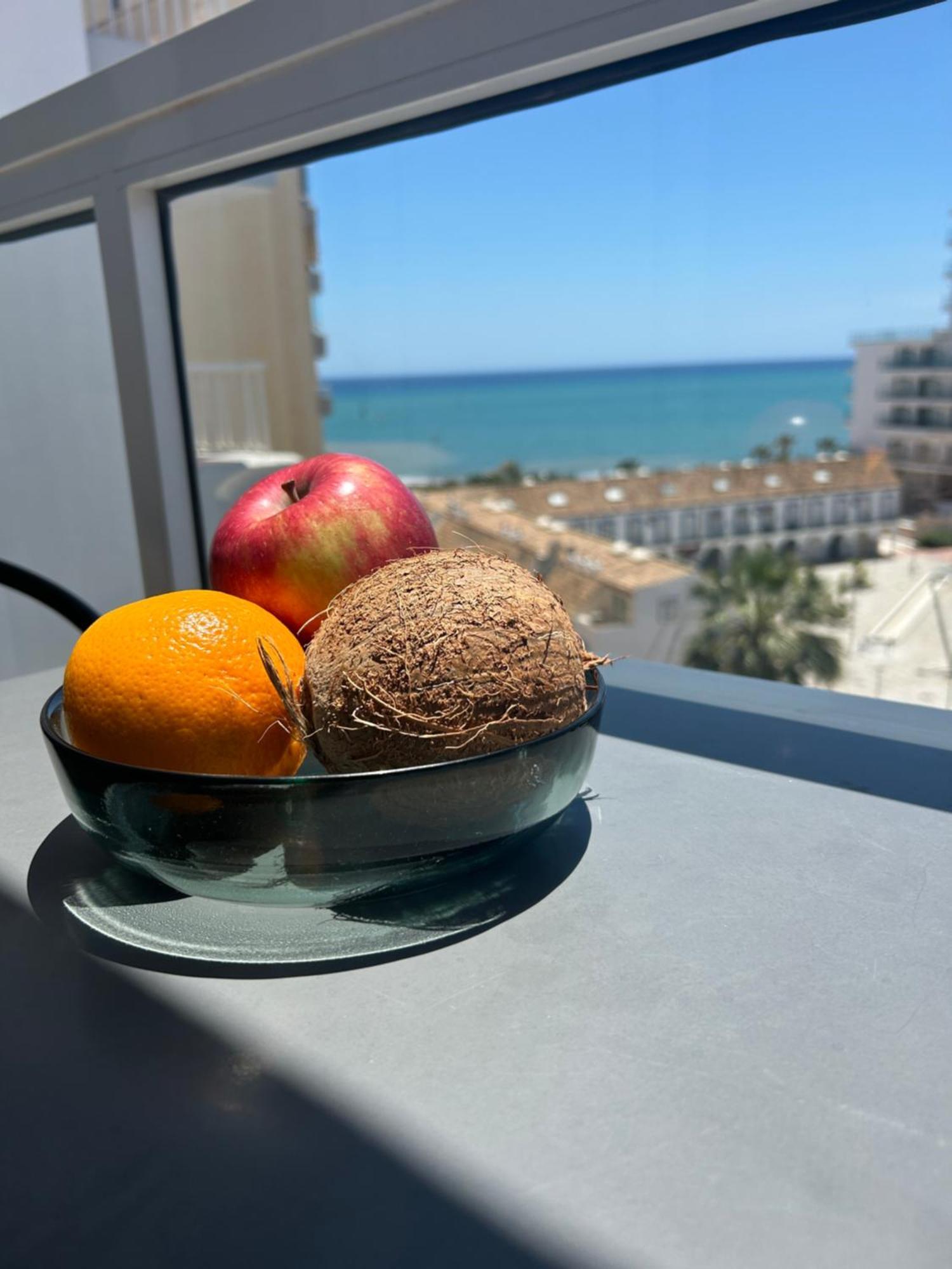 Apartment Diana - Terrace And Pool - 80m From The Benalmadena